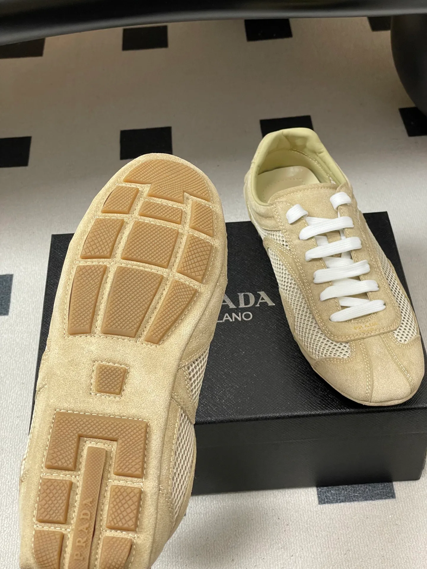 Women's Sneakers PRADA 18492564