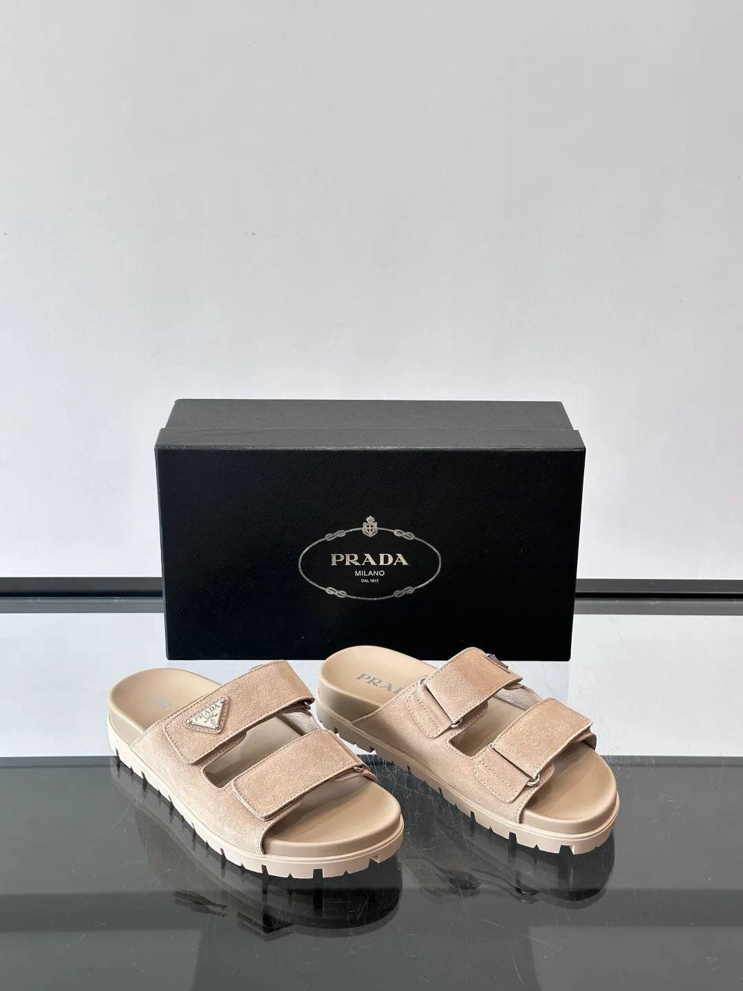 Women's Flip-Flops PRADA 17689185