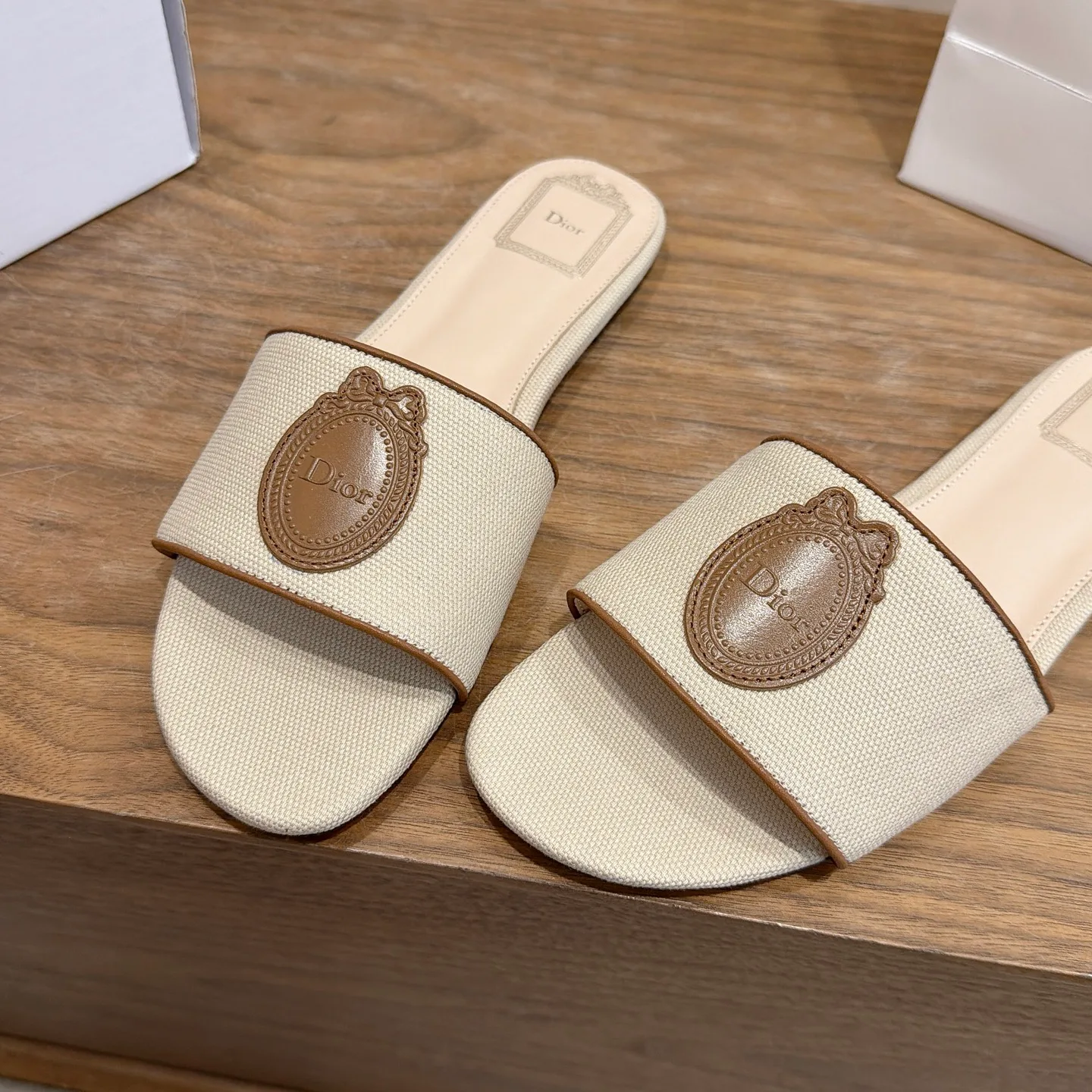 Women's Flip-Flops CHRISTIAN DIOR 17947081