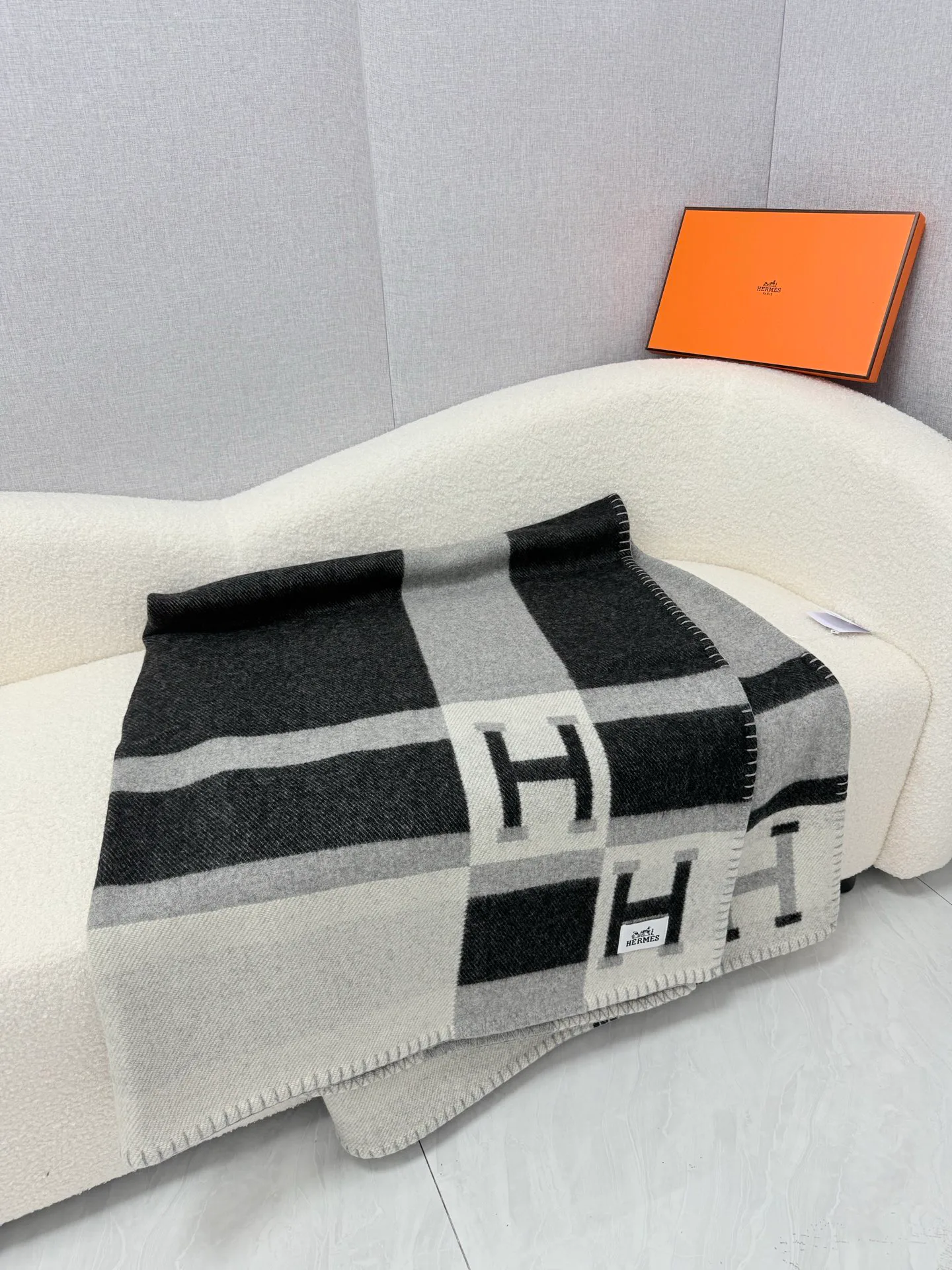 Textiles HERMES 18222650