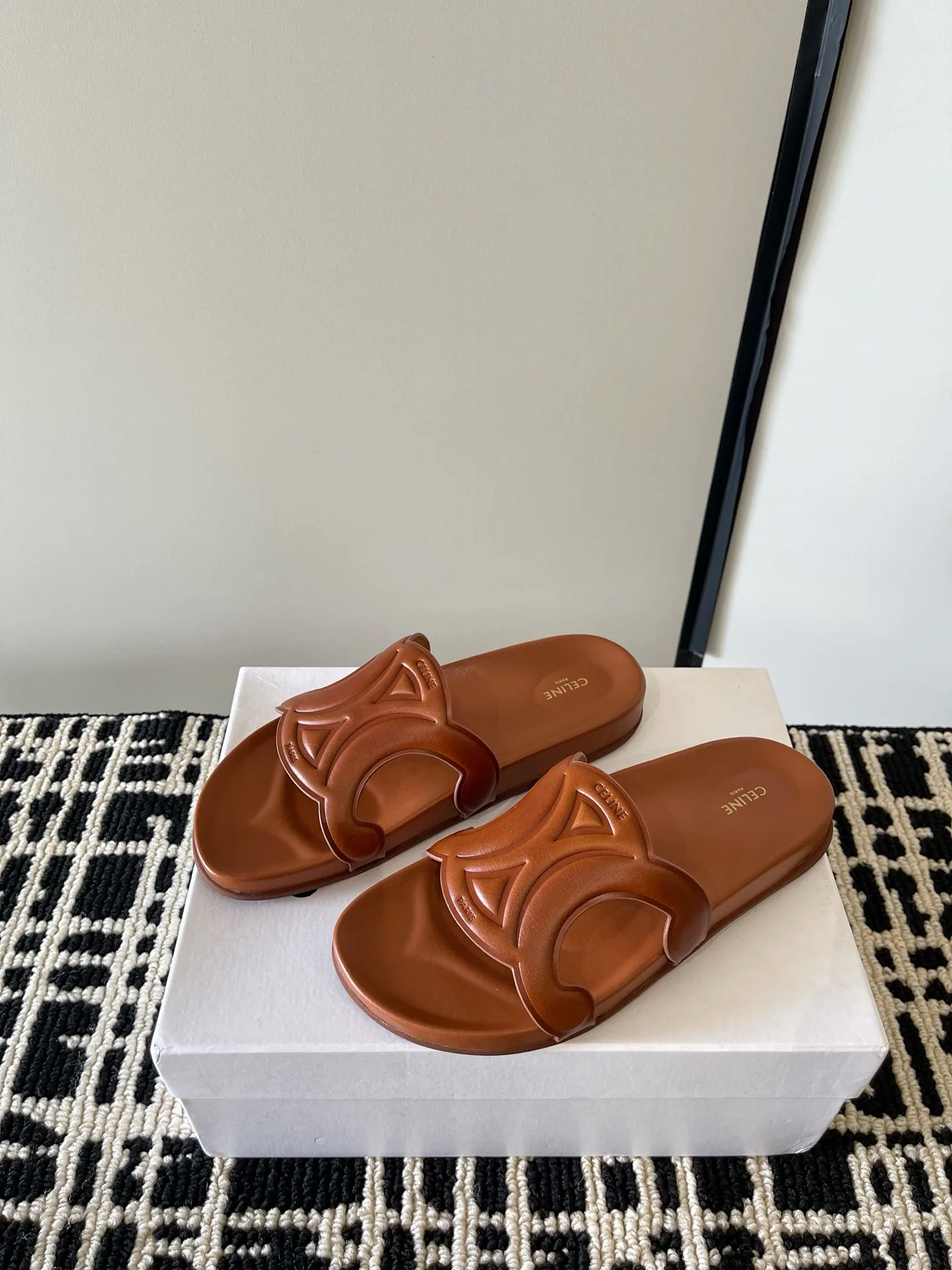 Women's Flip-Flops CELINE 17580712