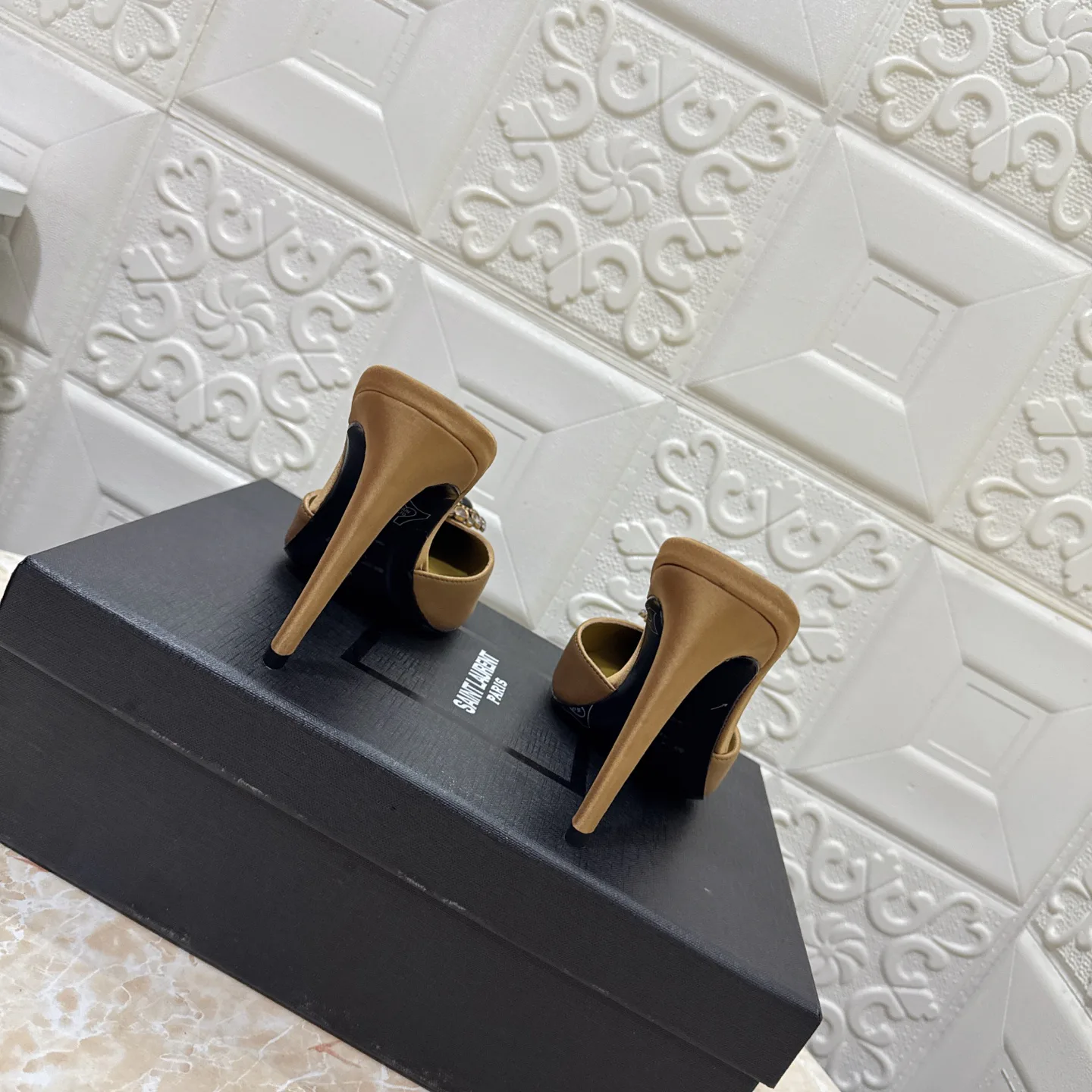Women's Heels SAINT LAURENT 17562220