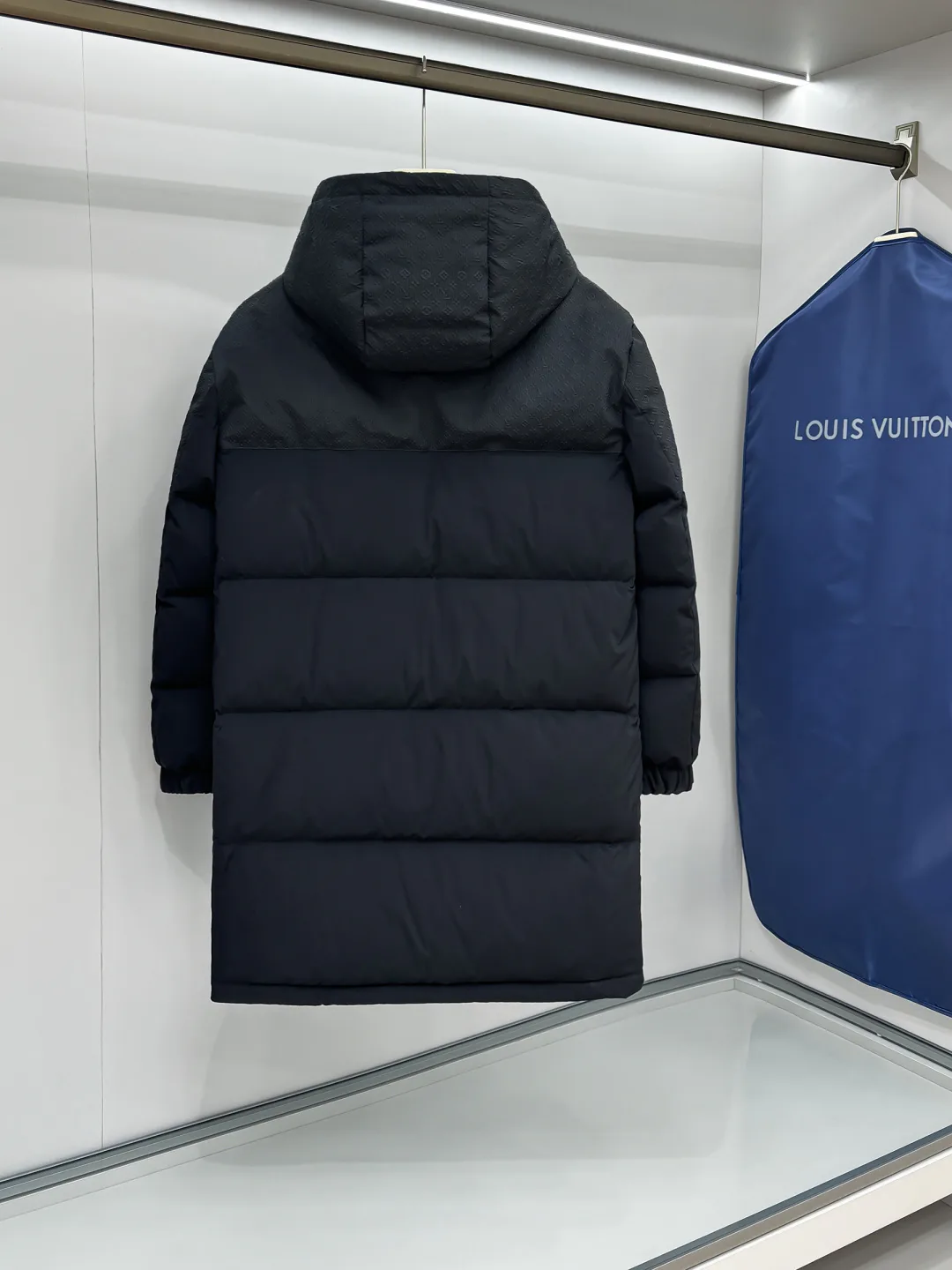 Men's Jackets And Down Jackets LOUIS VUITTON 18295887