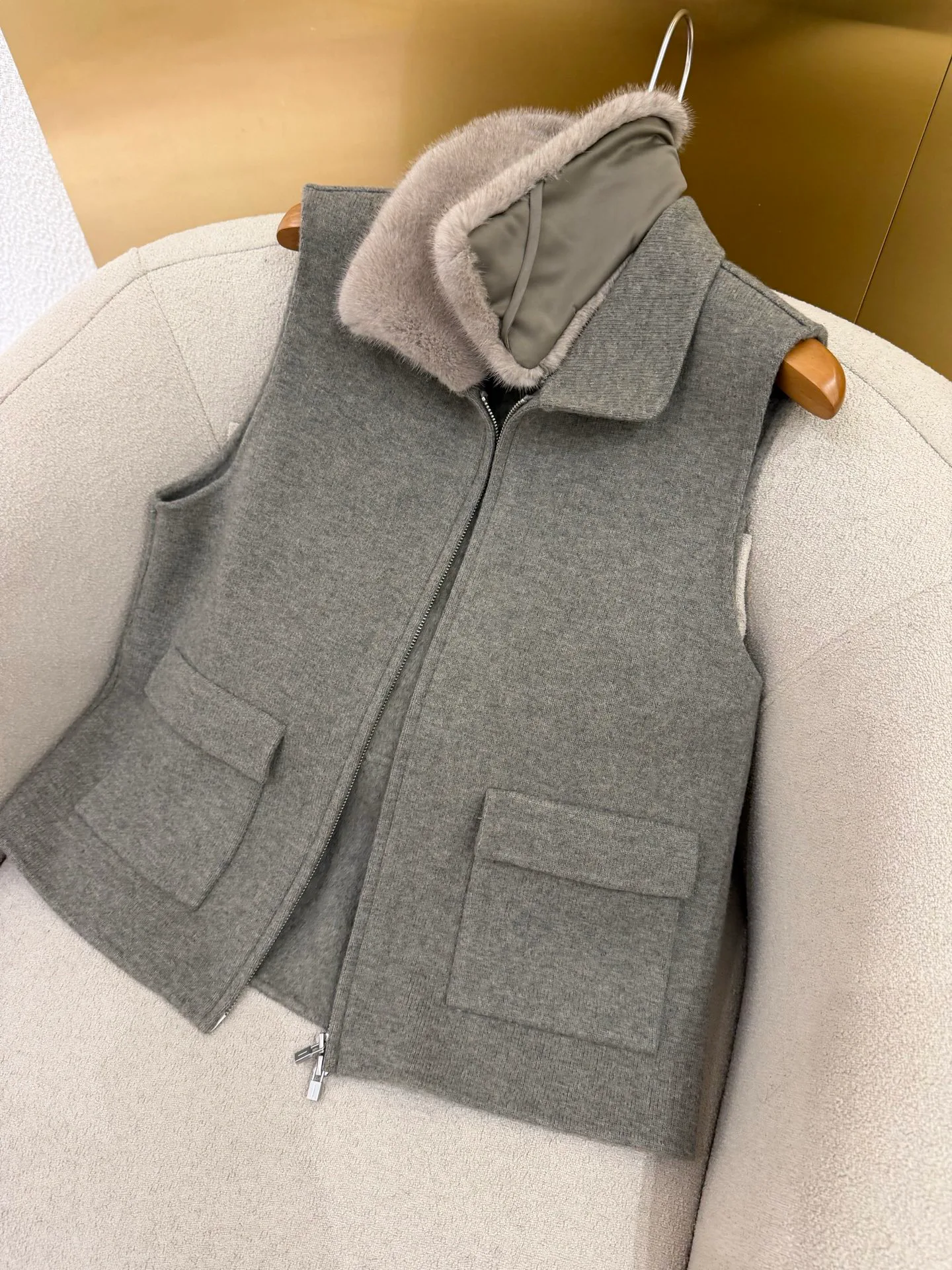 Women's Vests LORO PIANA 18513129