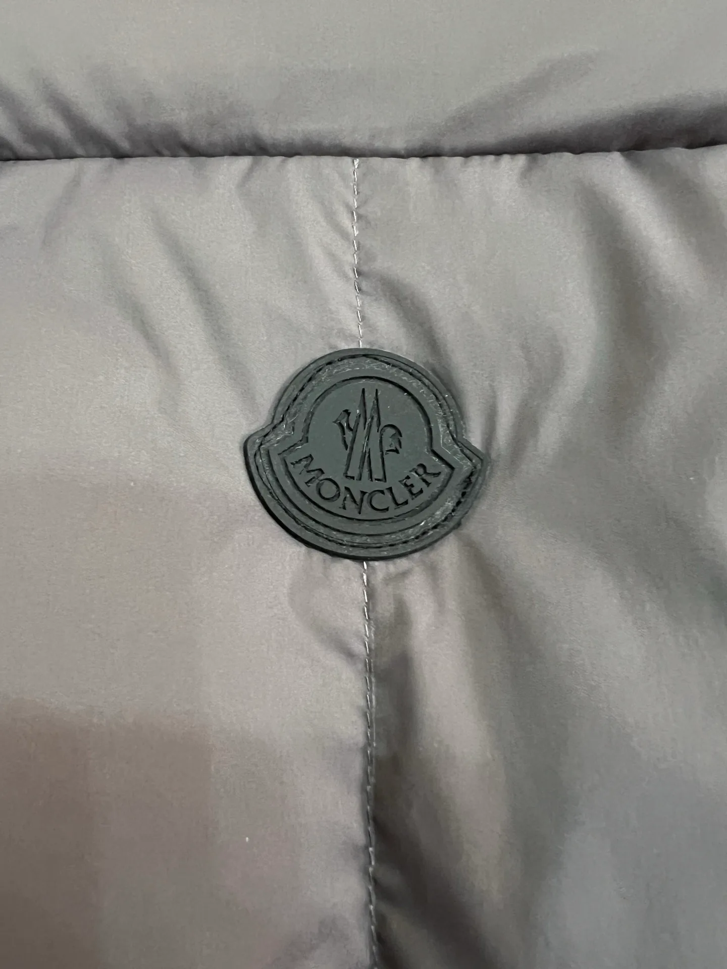 Жилеты Мужские Moncler 18599864
