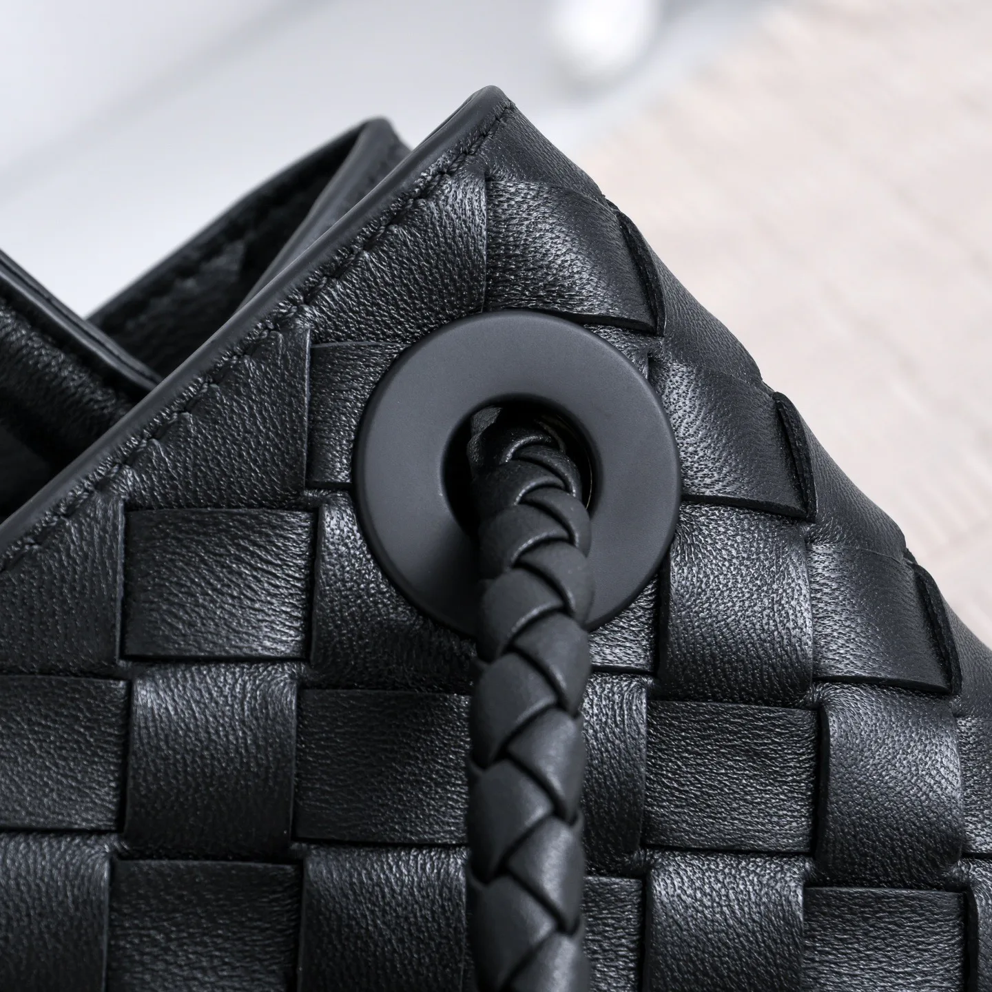 Классические Сумки Женские Bottega Veneta 18566067