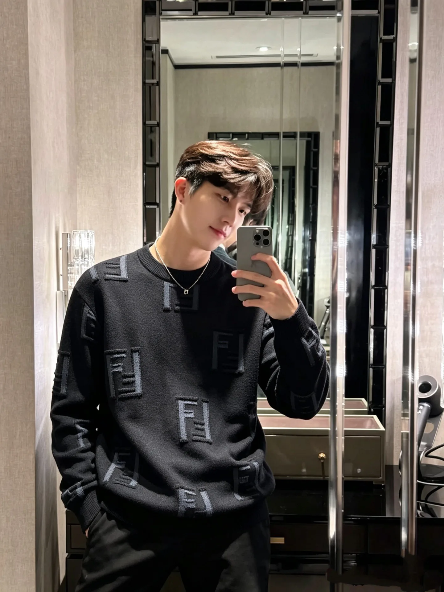 Men's Jumpers And Sweaters FENDI 18395704