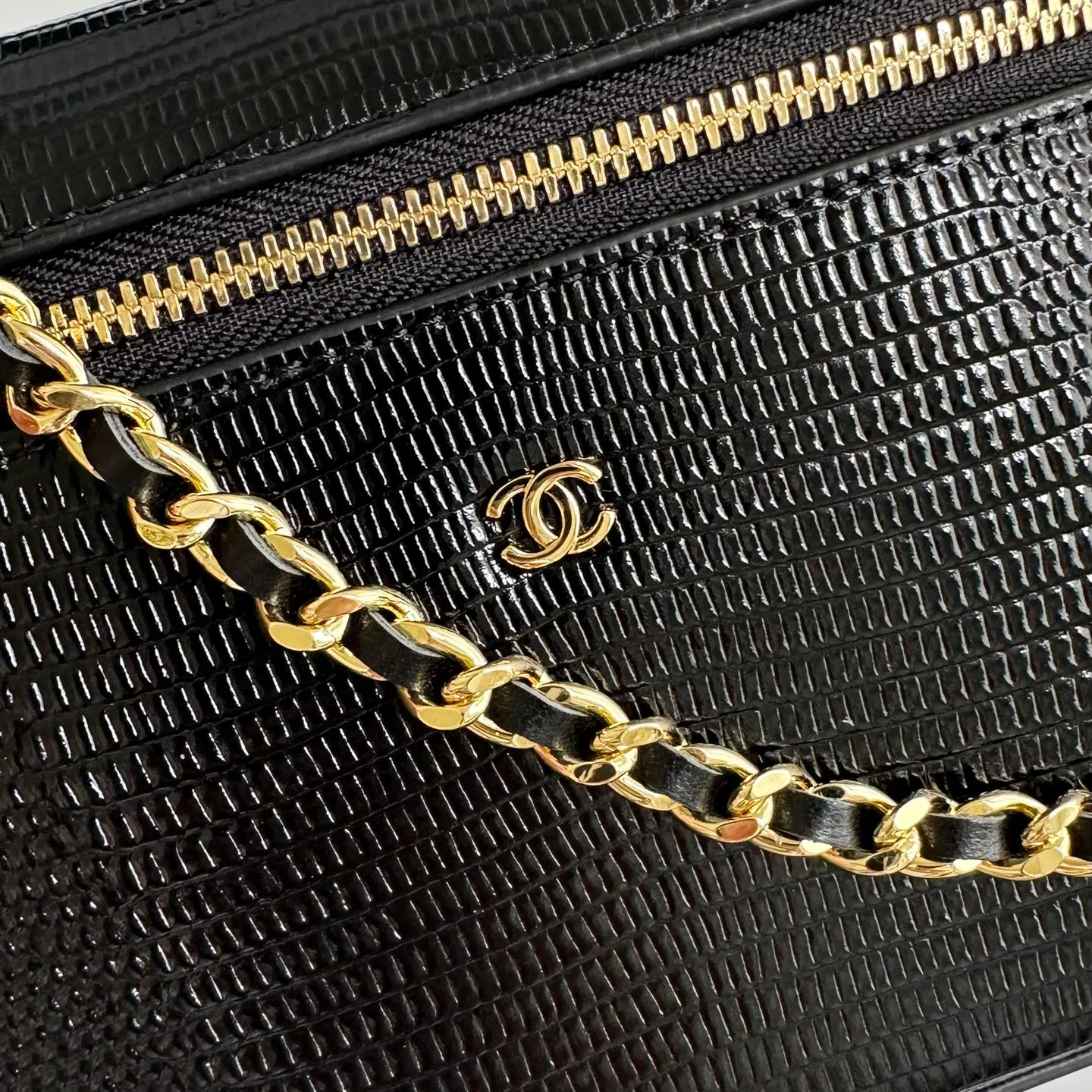 Women's Classic Handbags CHANEL 18338055