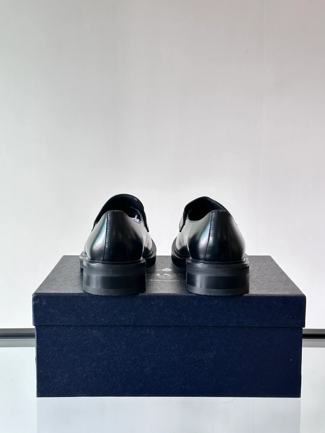 Men's Loafers And Dress Shoes PRADA 17715978
