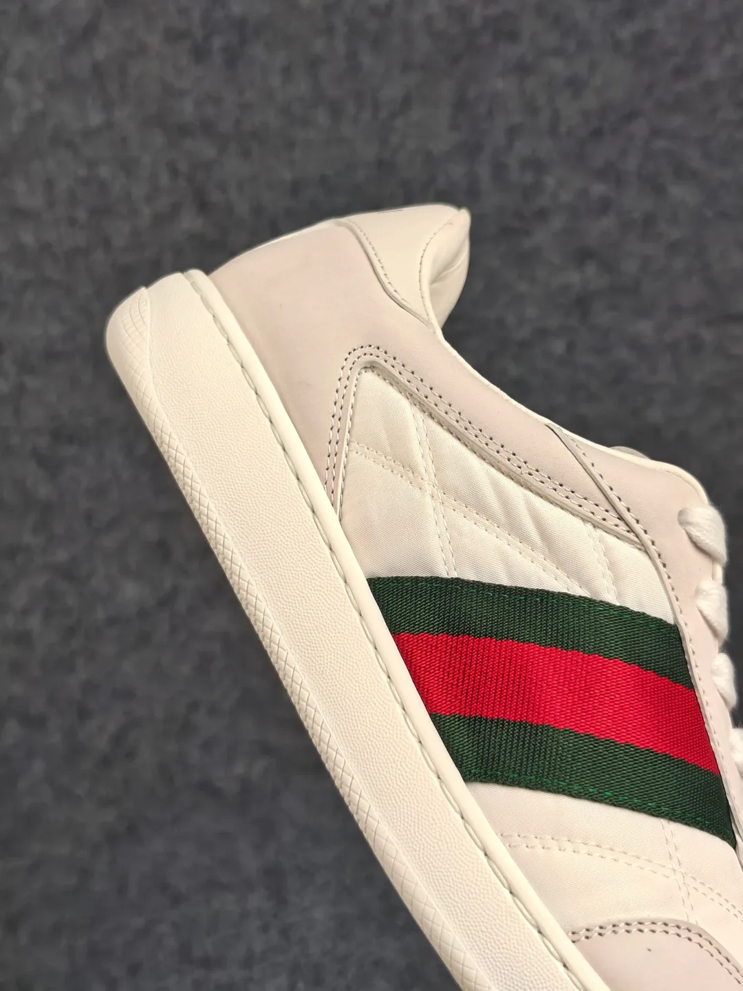 Women's Sneakers GUCCI 18417495