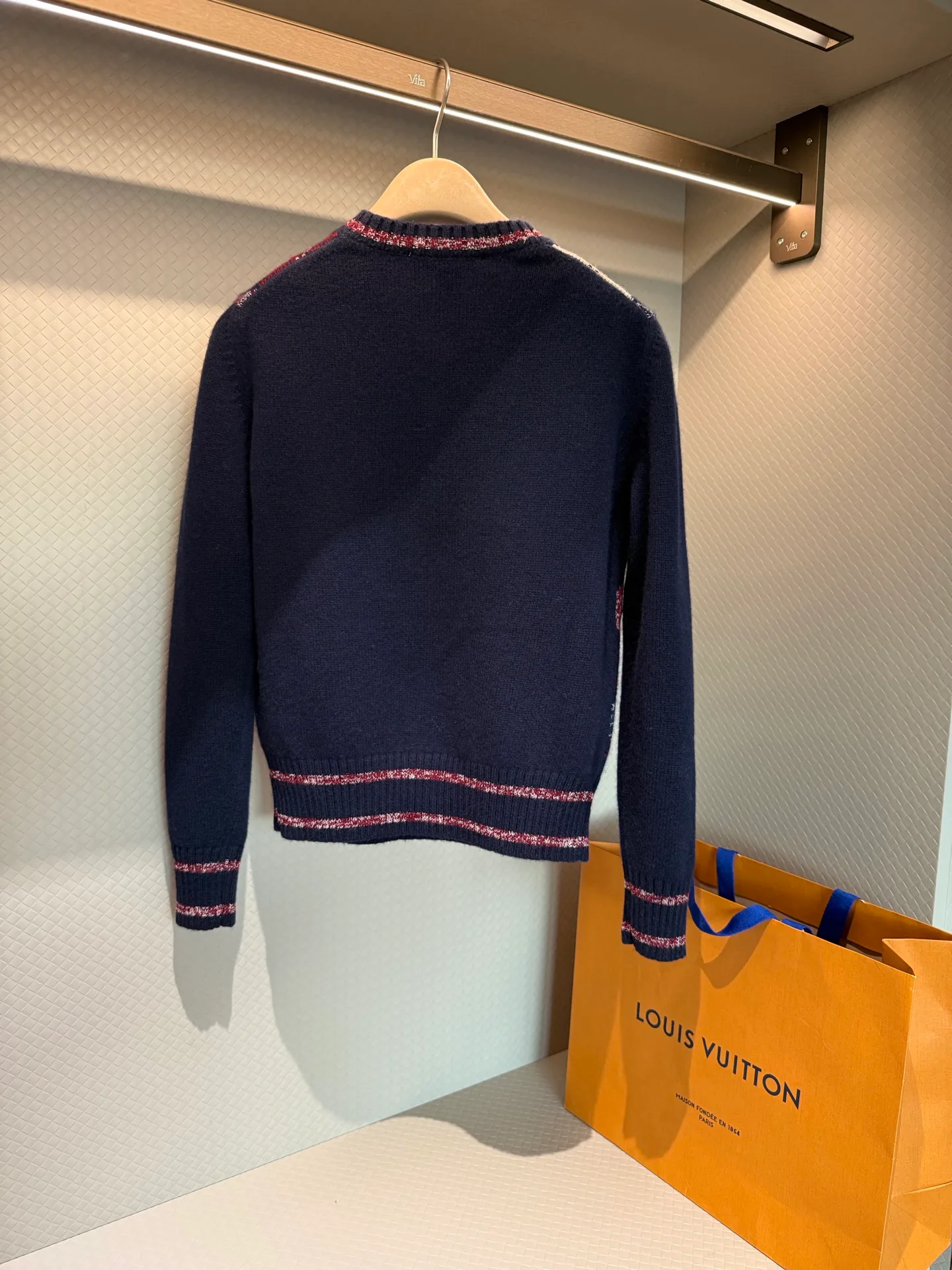 Women's Jumpers And Sweaters LOUIS VUITTON 18391954