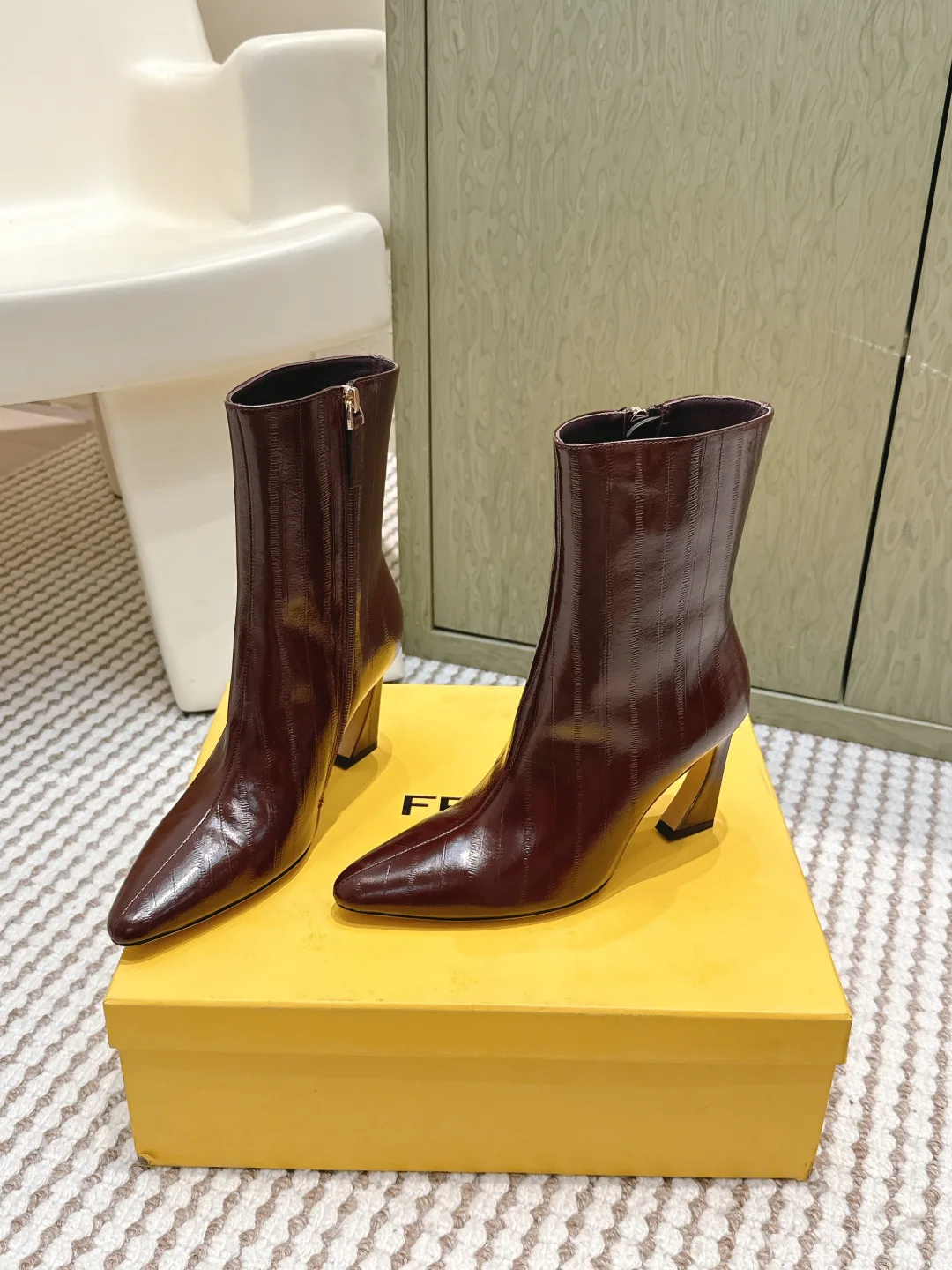 Women's Booties FENDI 18370144