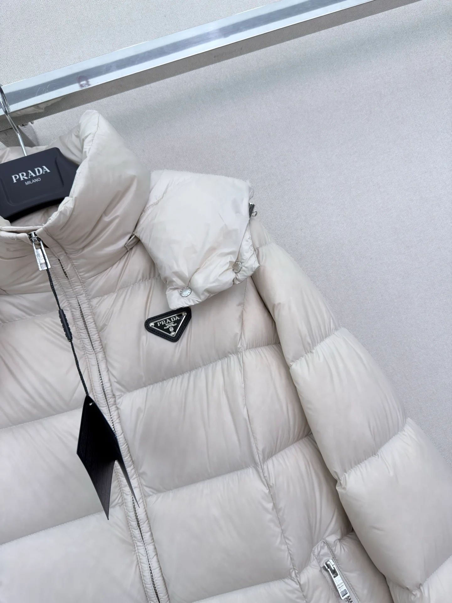 Women's Jackets And Down Jackets PRADA 18185815