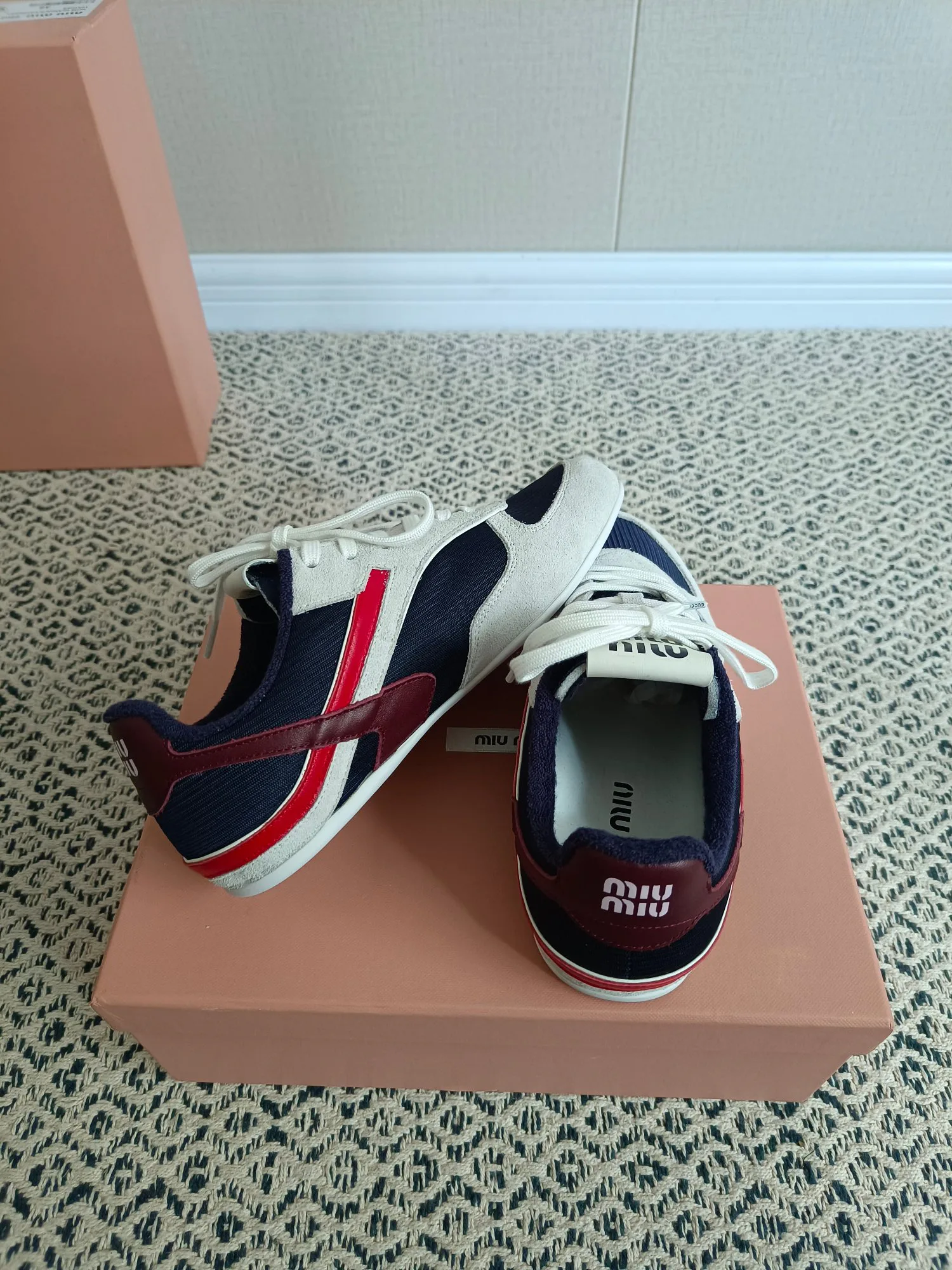 Women's Sneakers MIU MIU 18273958