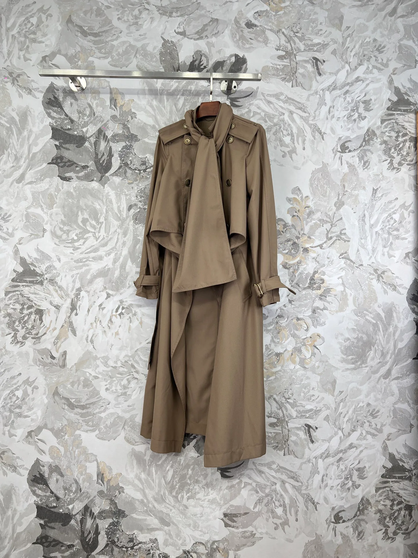 Women's Trench Coats BURBERRY 18324314