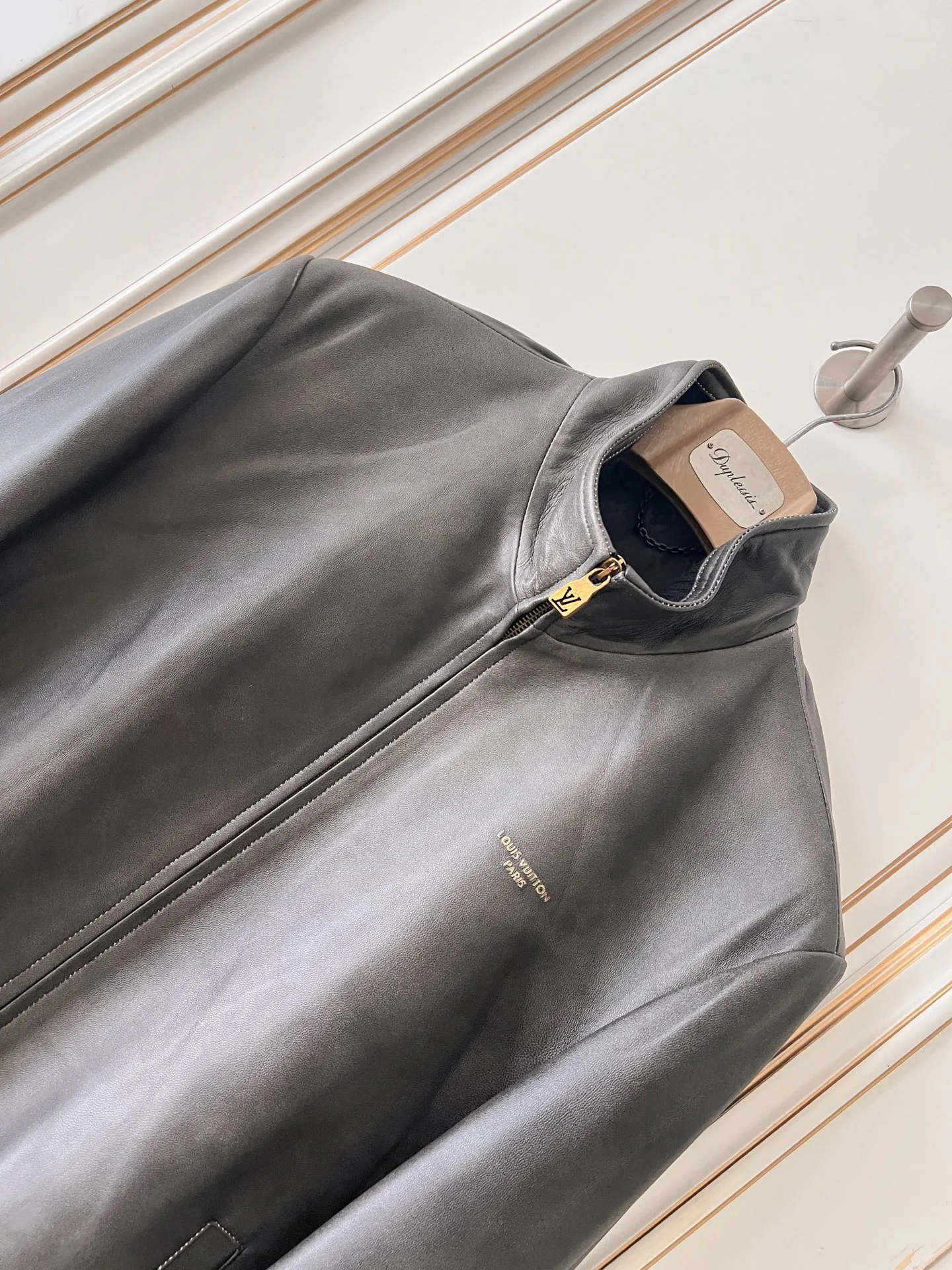 Women's Leather Jackets And Sheepskin Coats LOUIS VUITTON 18409019