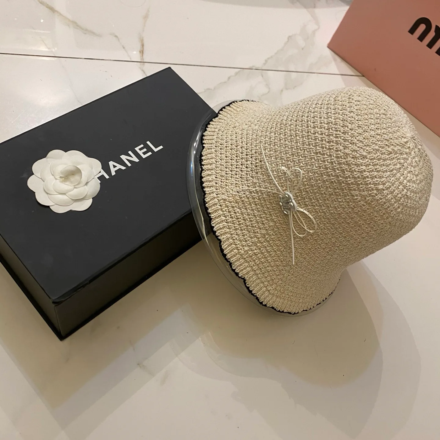 Hats CHANEL 17498306