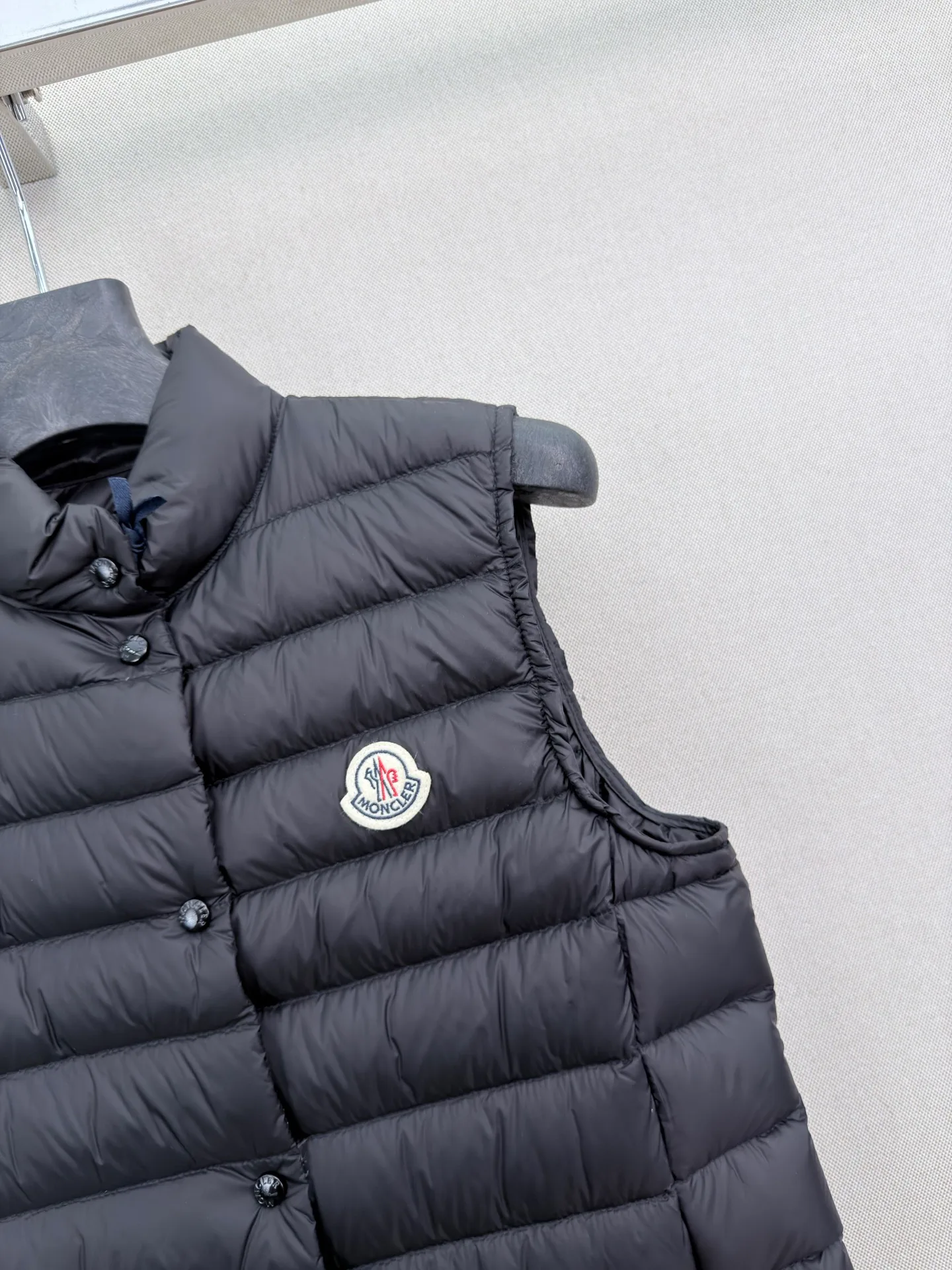Women's Vests MONCLER 18108524