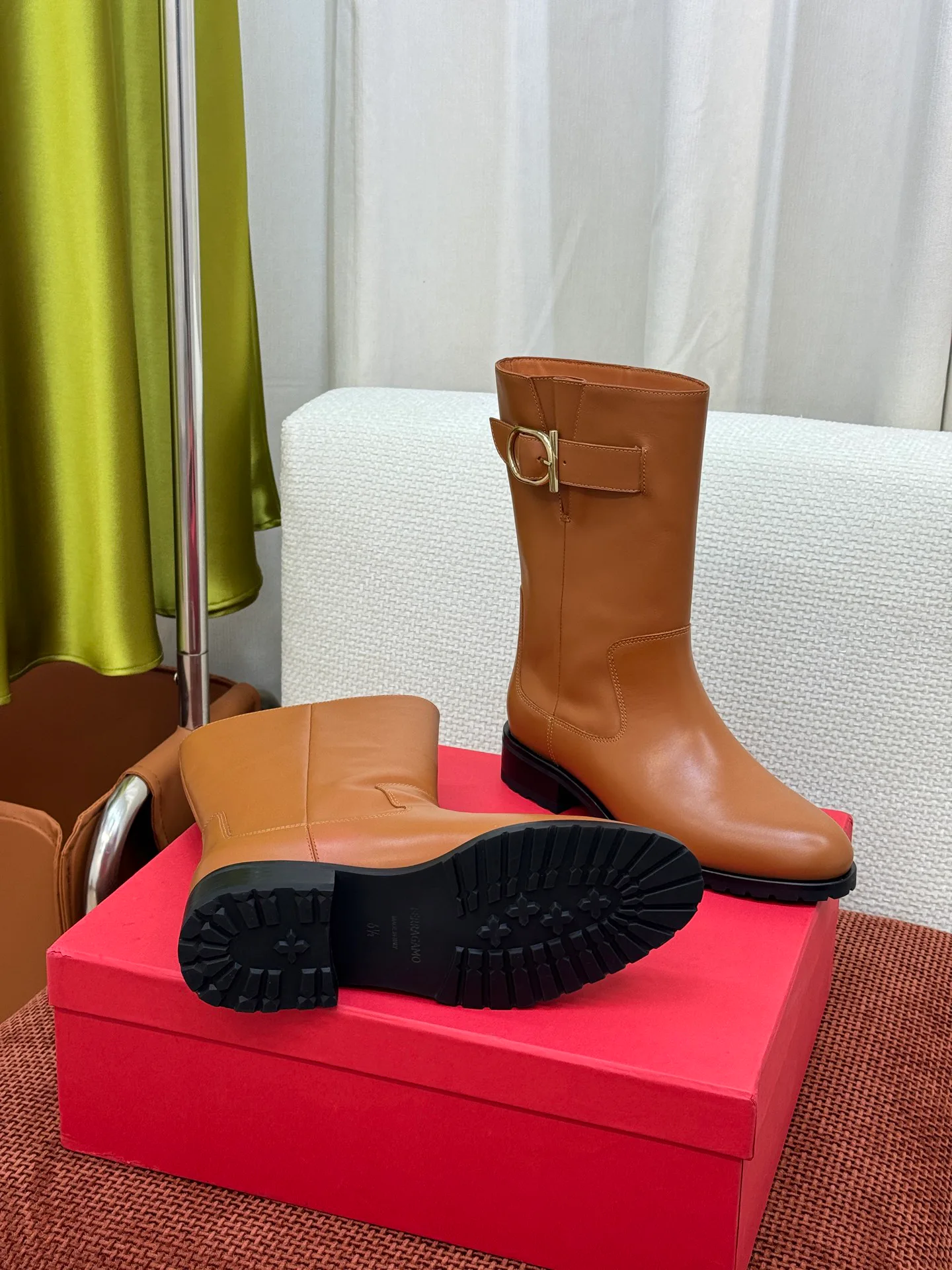 Women's Boots SALVATORE FERRAGAMO 18341973