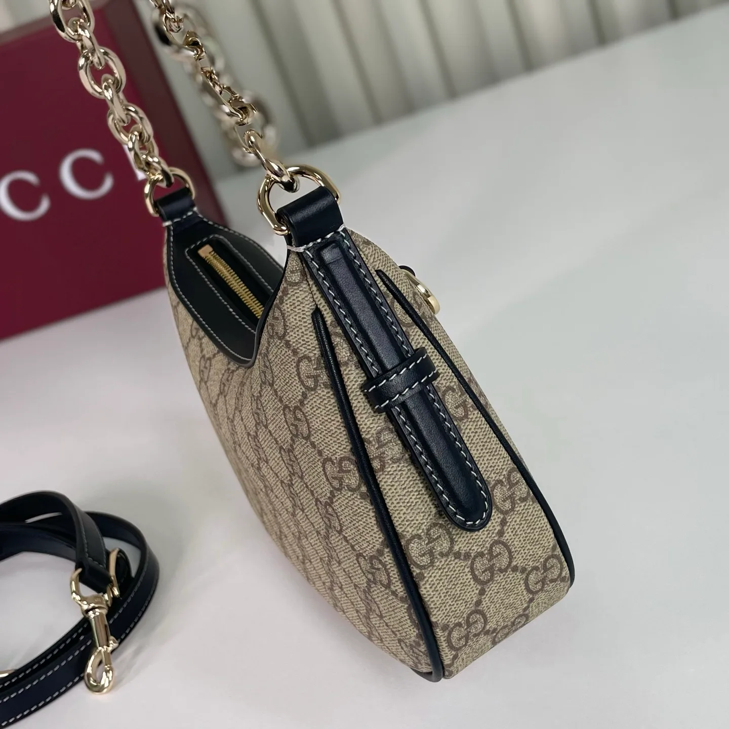Women's Shoulder Bags GUCCI 18210747