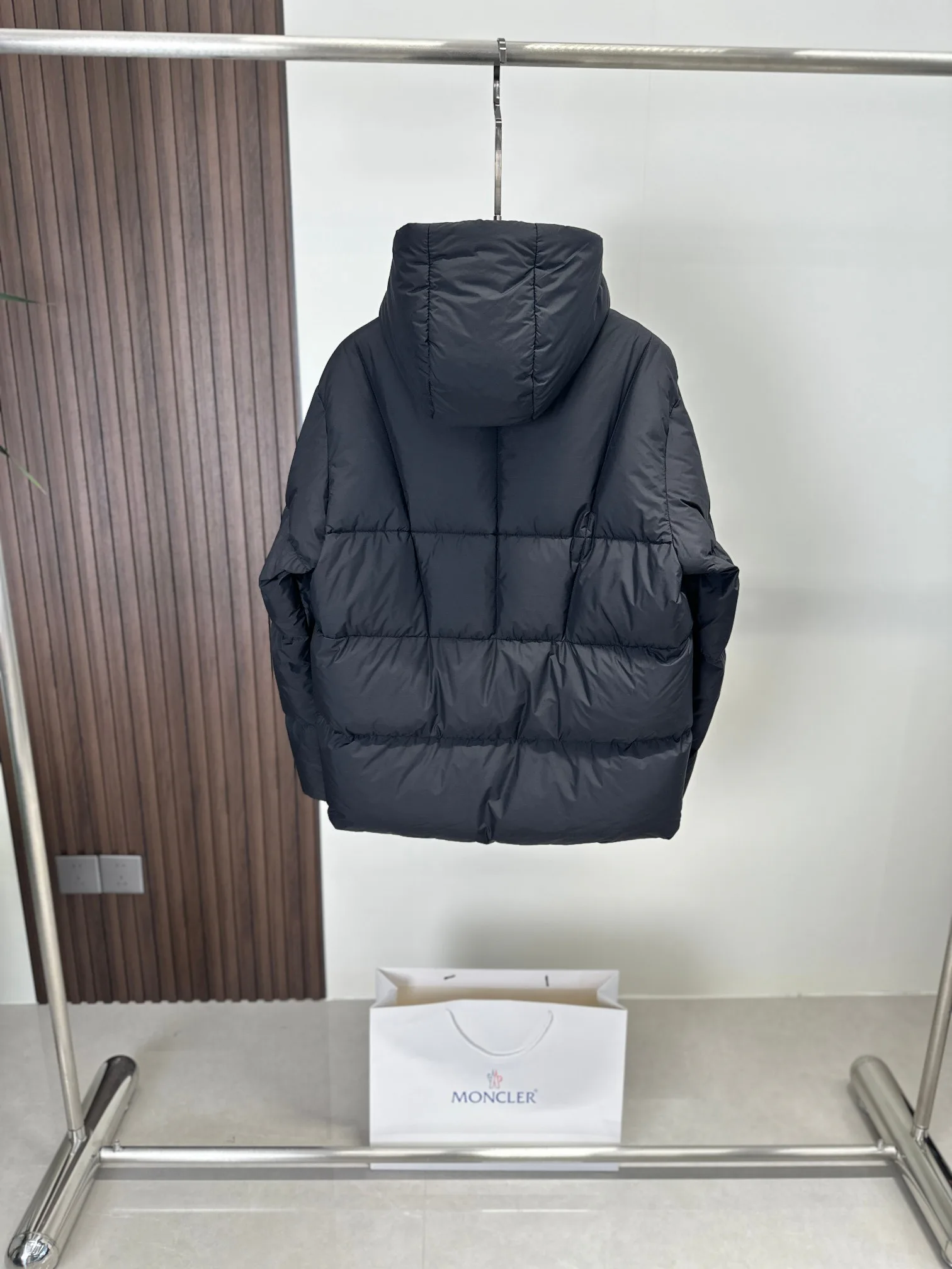 Men's Jackets And Down Jackets MONCLER 17967008