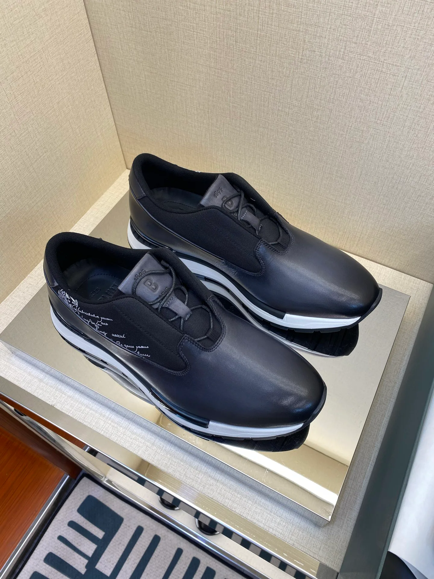 Men's Sneakers BERLUTI 17971911