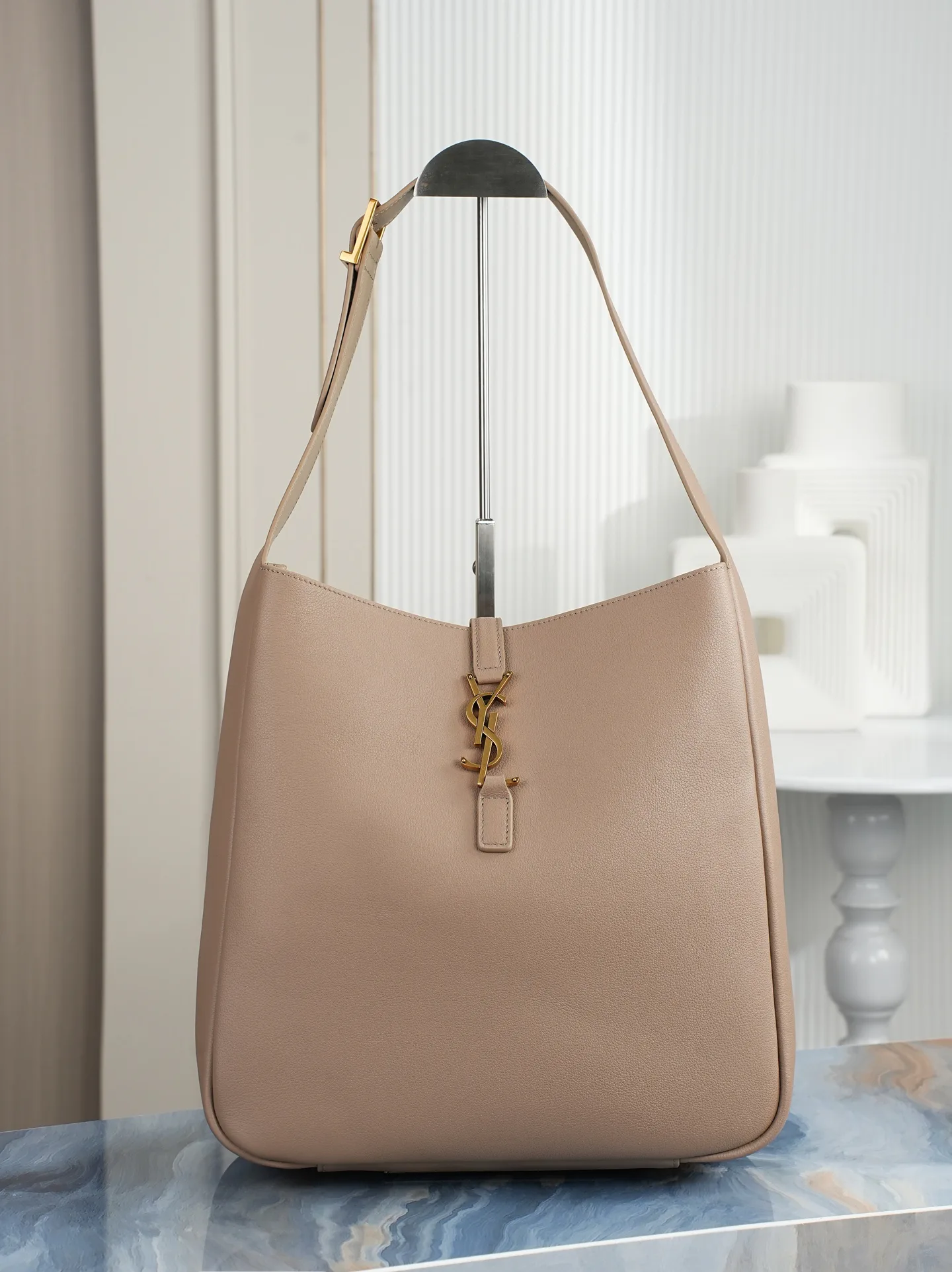Women's Classic Handbags SAINT LAURENT 18004329
