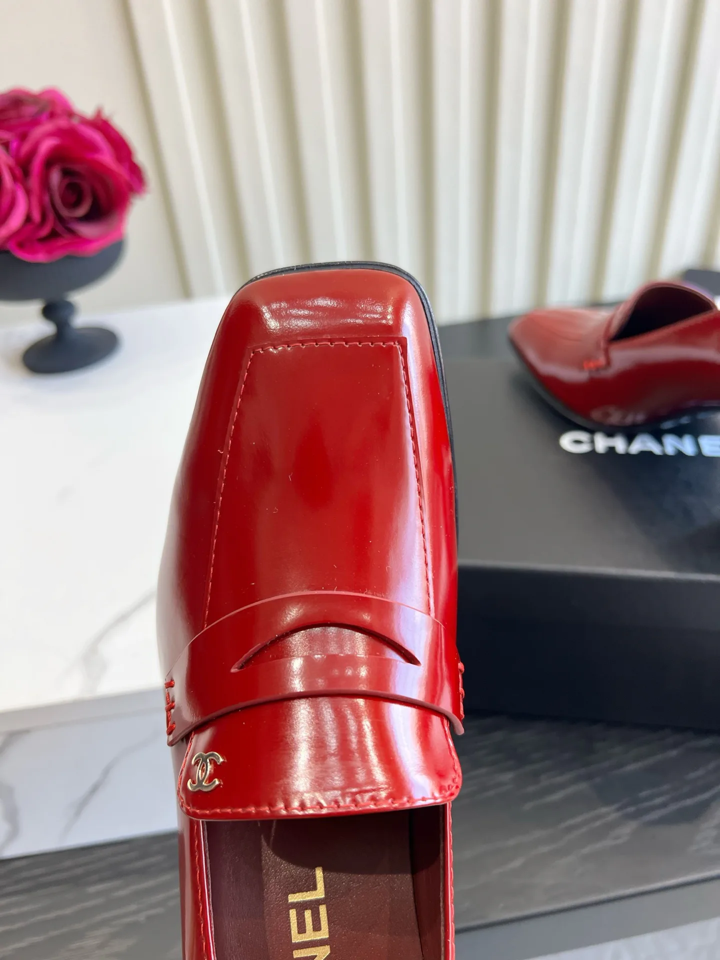 Women's Loafers And Moccasins CHANEL 18223042