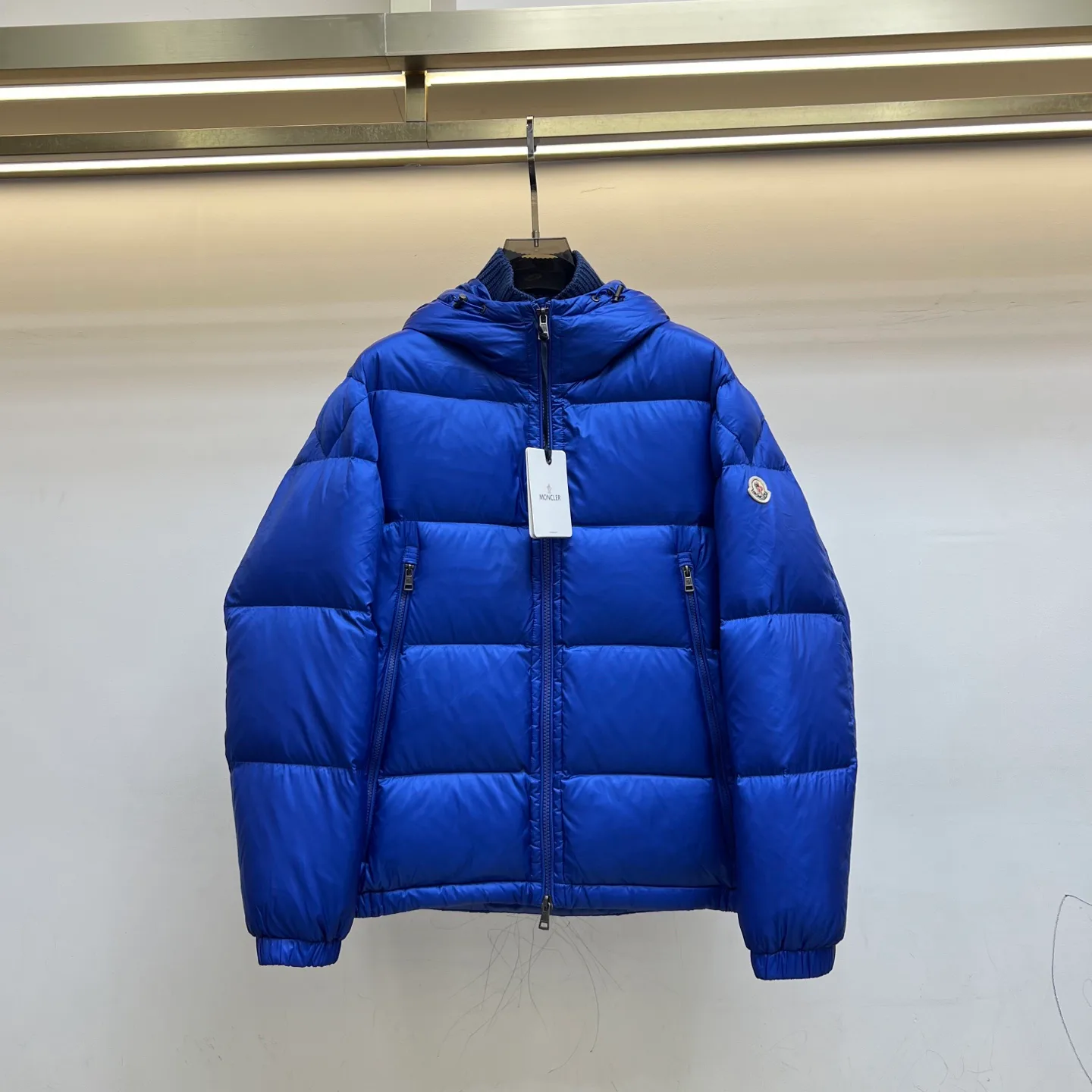 Women's Jackets And Down Jackets MONCLER 18178507