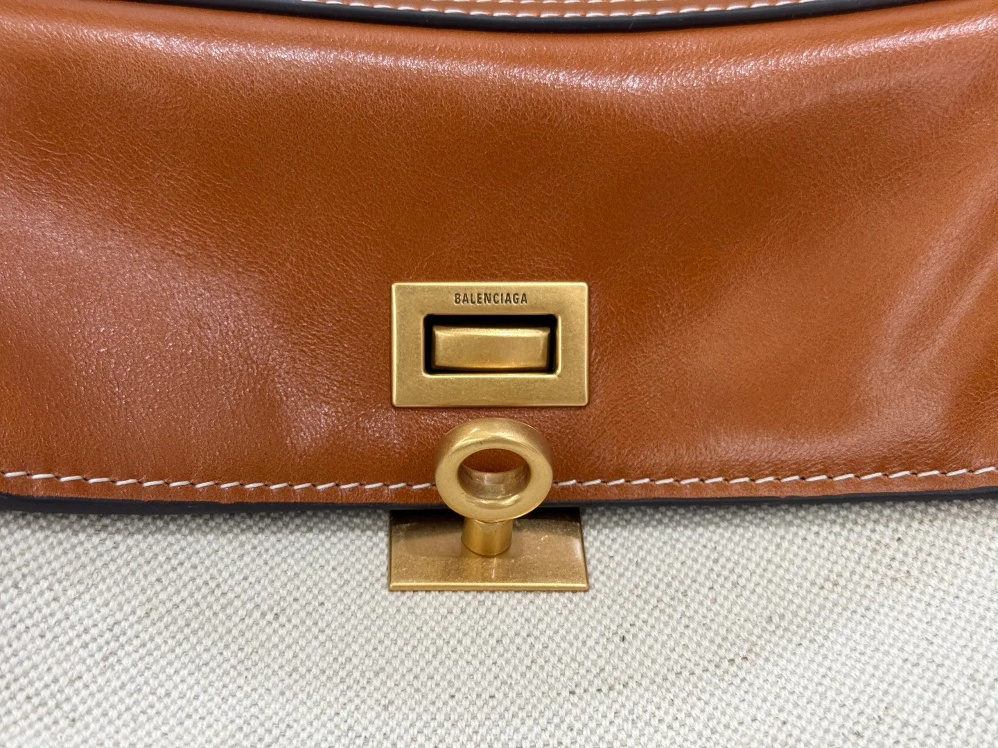 Классические Сумки Женские Balenciaga 18608579