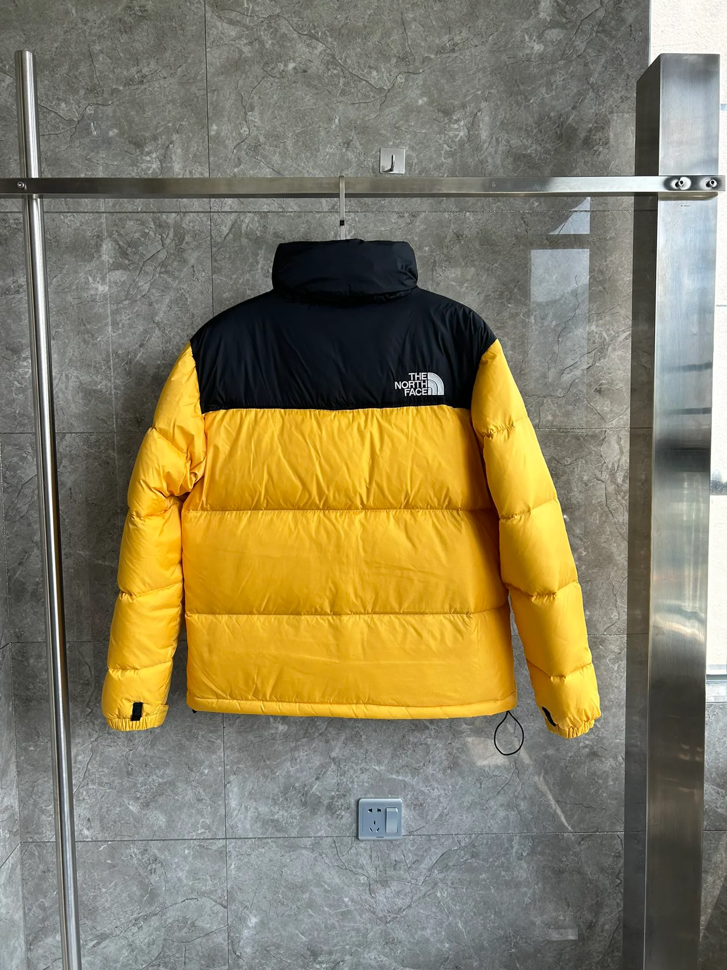 Women's Jackets And Down Jackets THE NORTH FACE 18509305