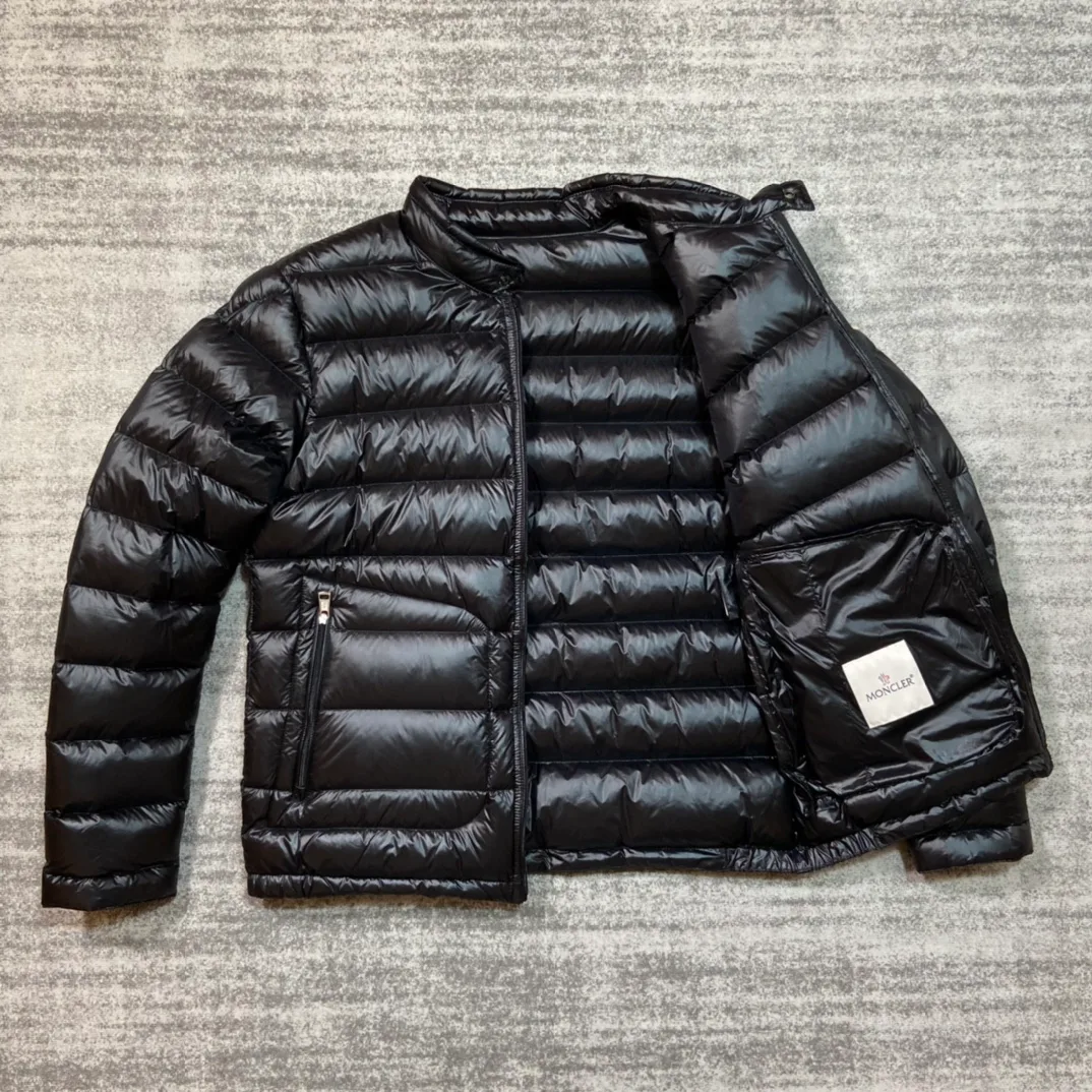 Куртки И Пуховики Мужские Moncler 18658686