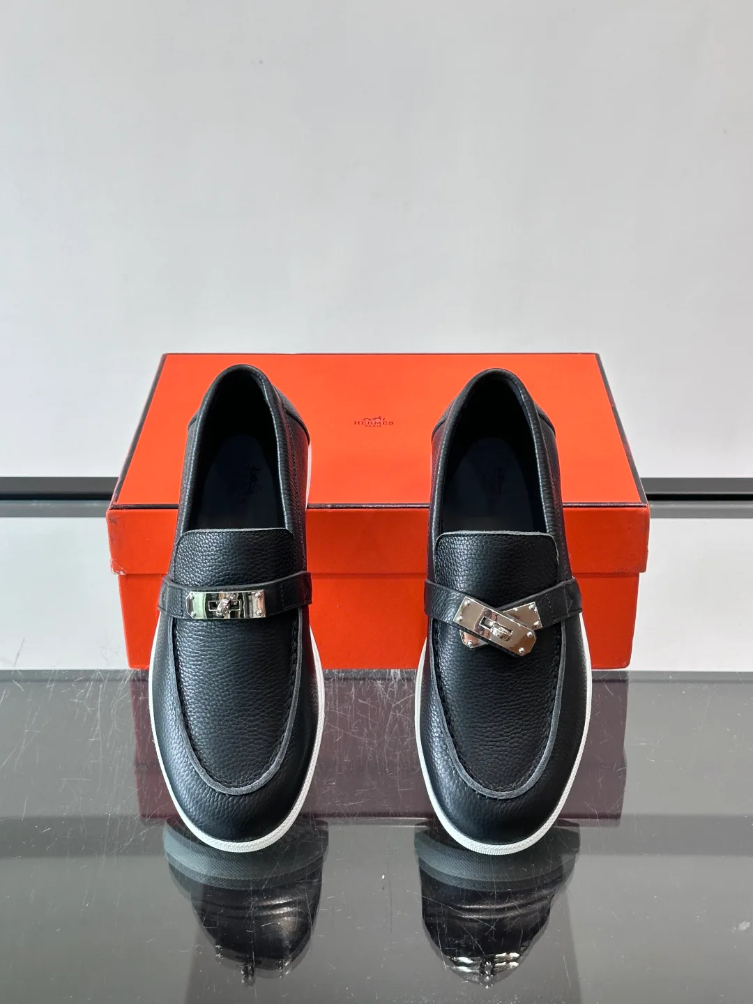 Men's Loafers And Dress Shoes HERMES 17904320