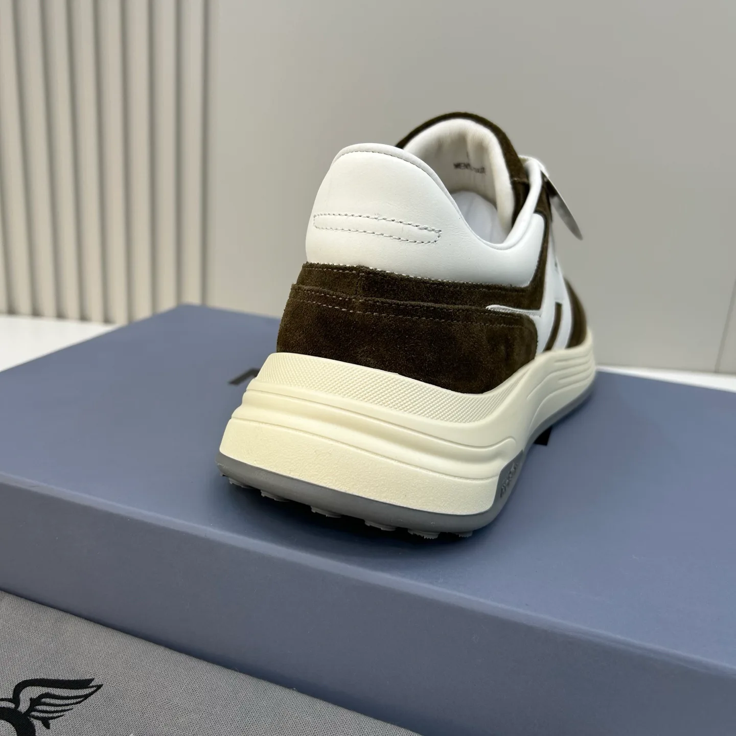 Men's Sneakers HOGAN 17280328