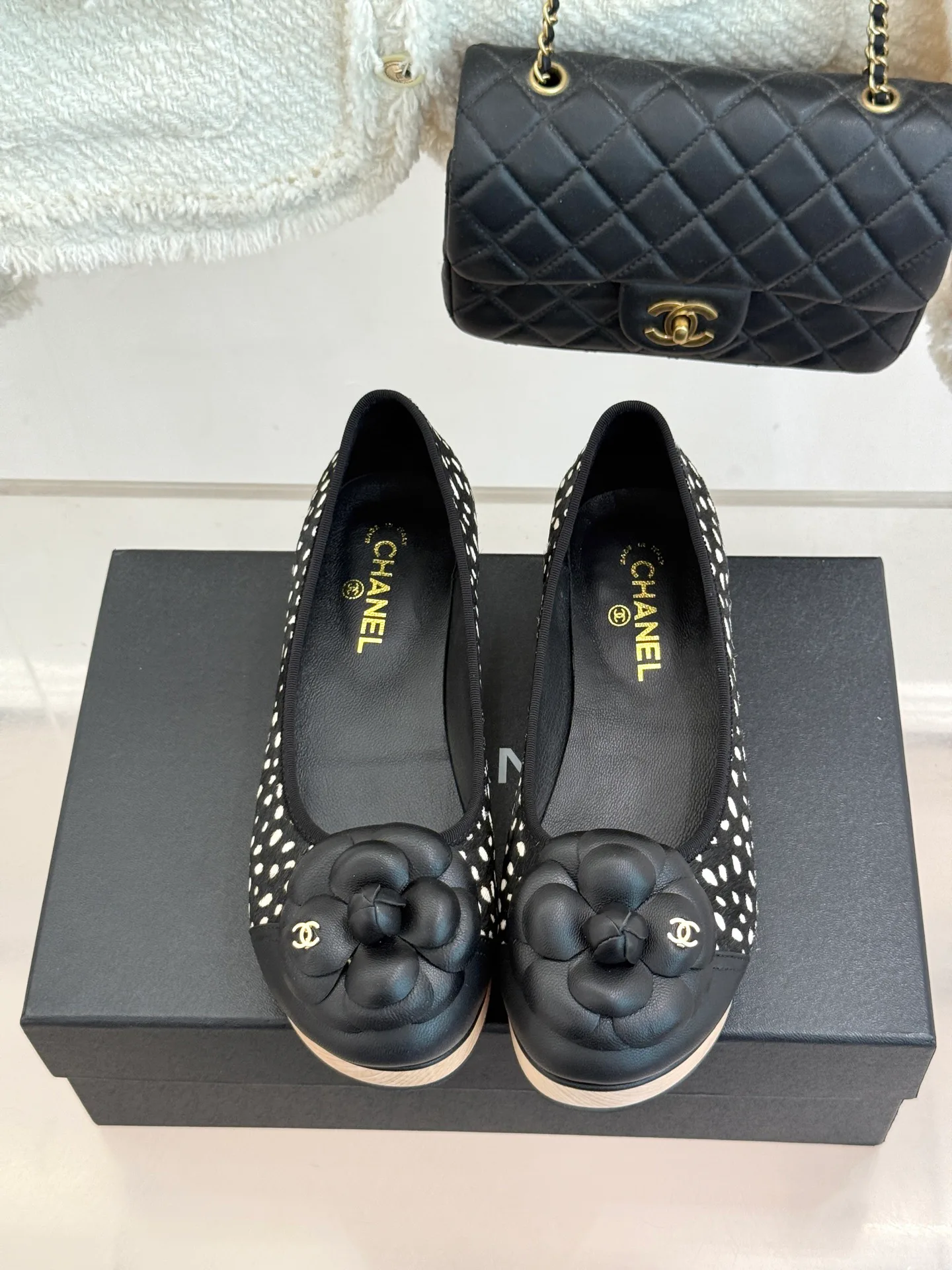 Women's Ballet Flats CHANEL 17827557