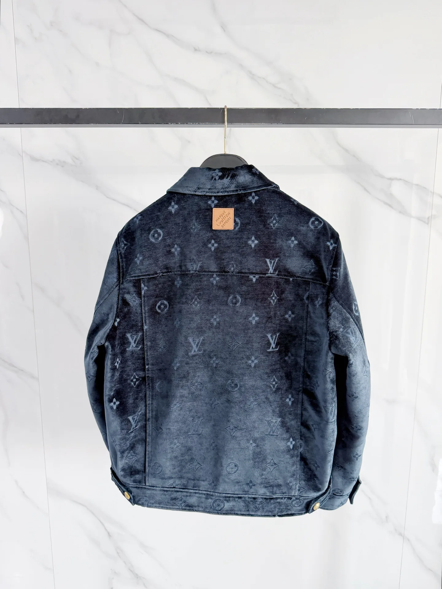 Men's Jackets And Down Jackets LOUIS VUITTON 17993185