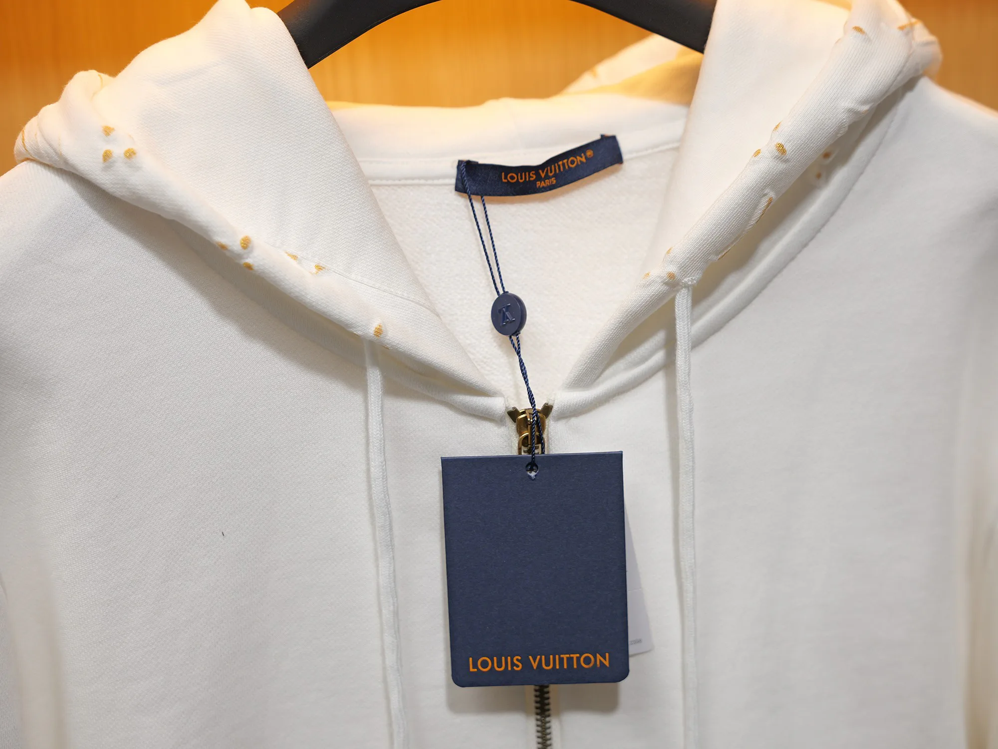 Men's Sweatshirts And Hoodies LOUIS VUITTON 18179185