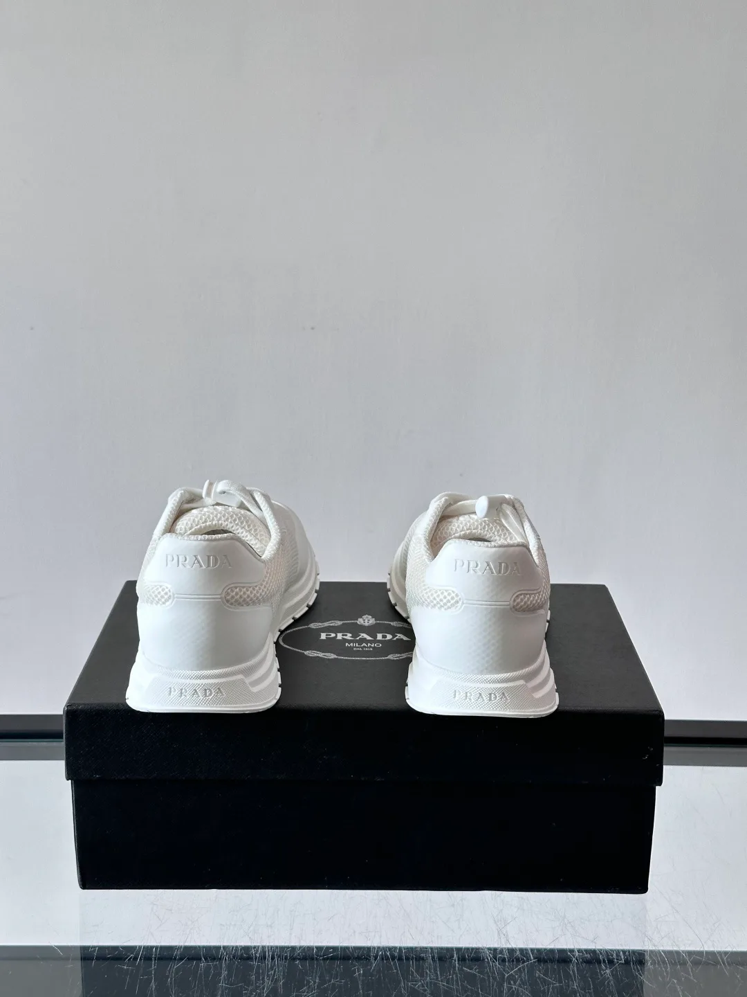Men's Sneakers PRADA 17646150
