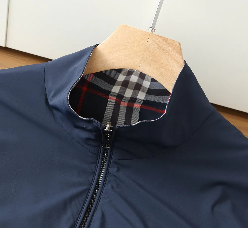 Men's Jackets And Down Jackets BURBERRY 17410610