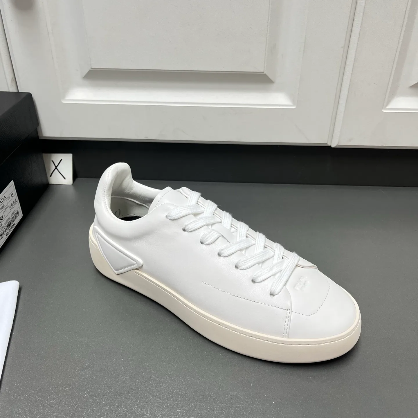 Men's Sneakers PRADA 16940103