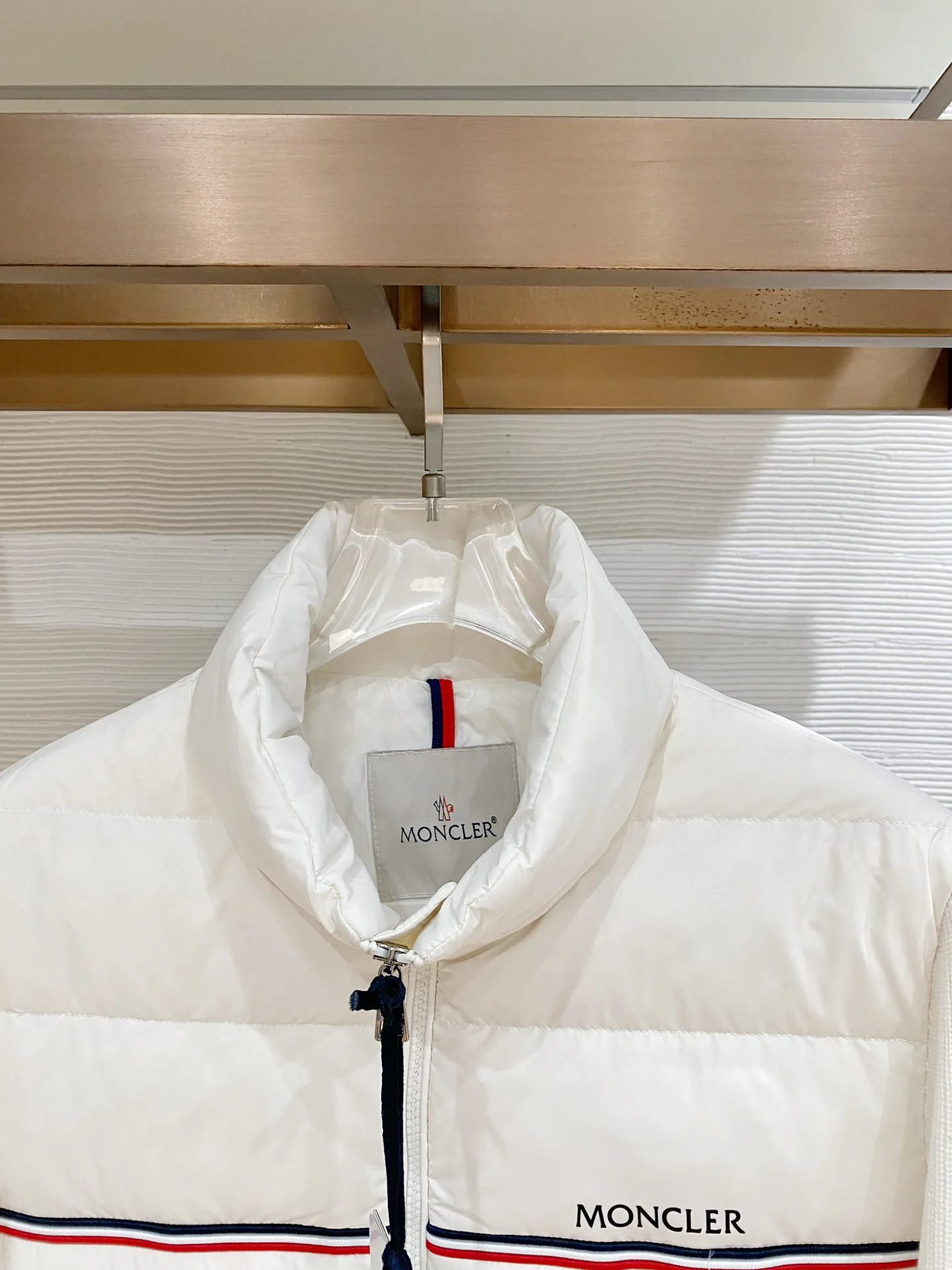 Men's Jackets And Down Jackets MONCLER 17941239
