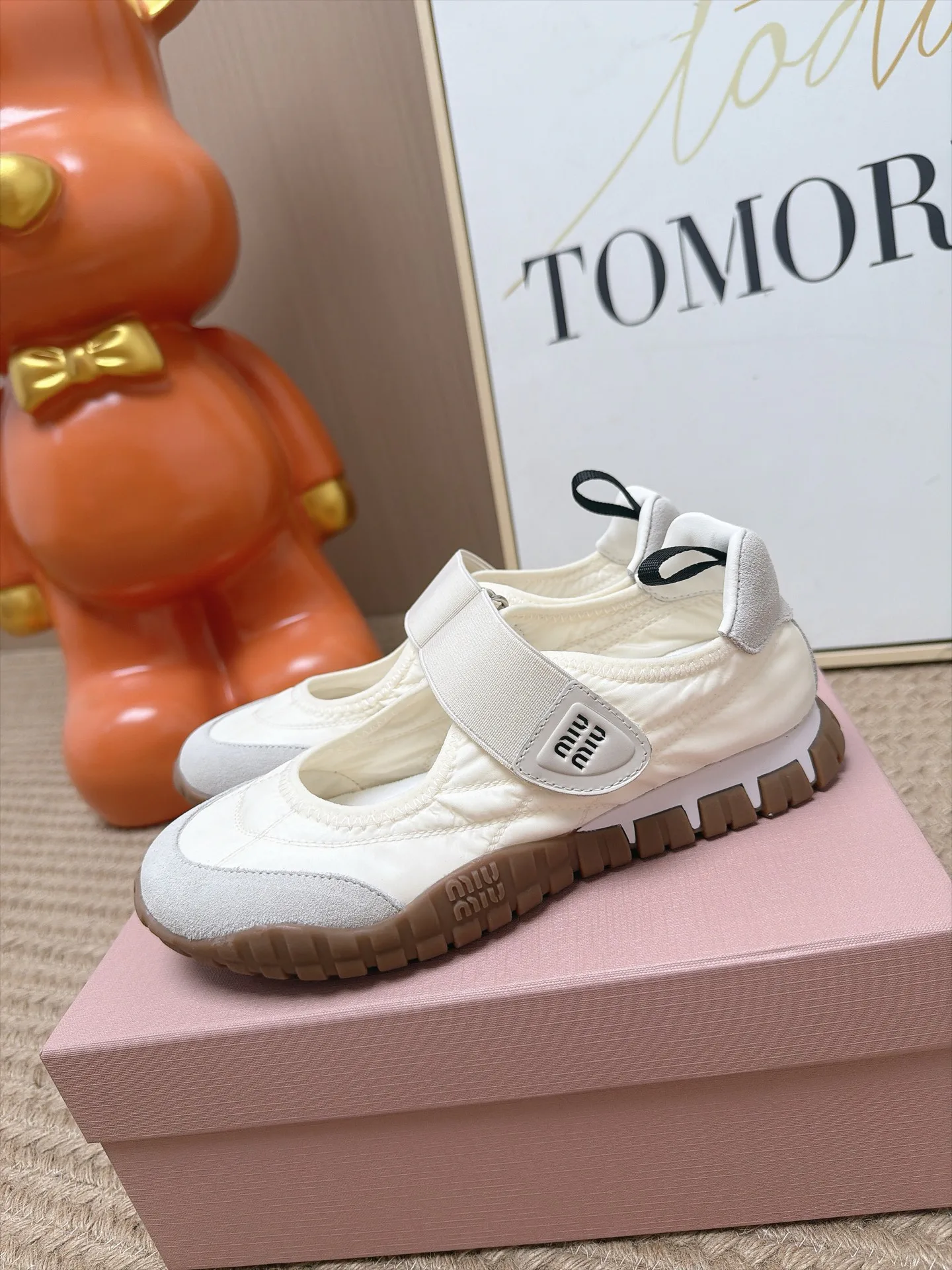 Women's Sneakers MIU MIU 18063017