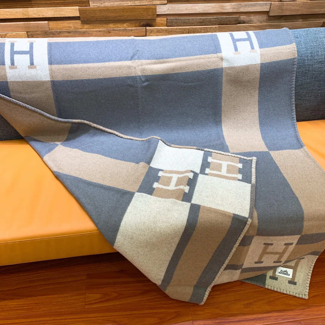 Textiles HERMES 17992390