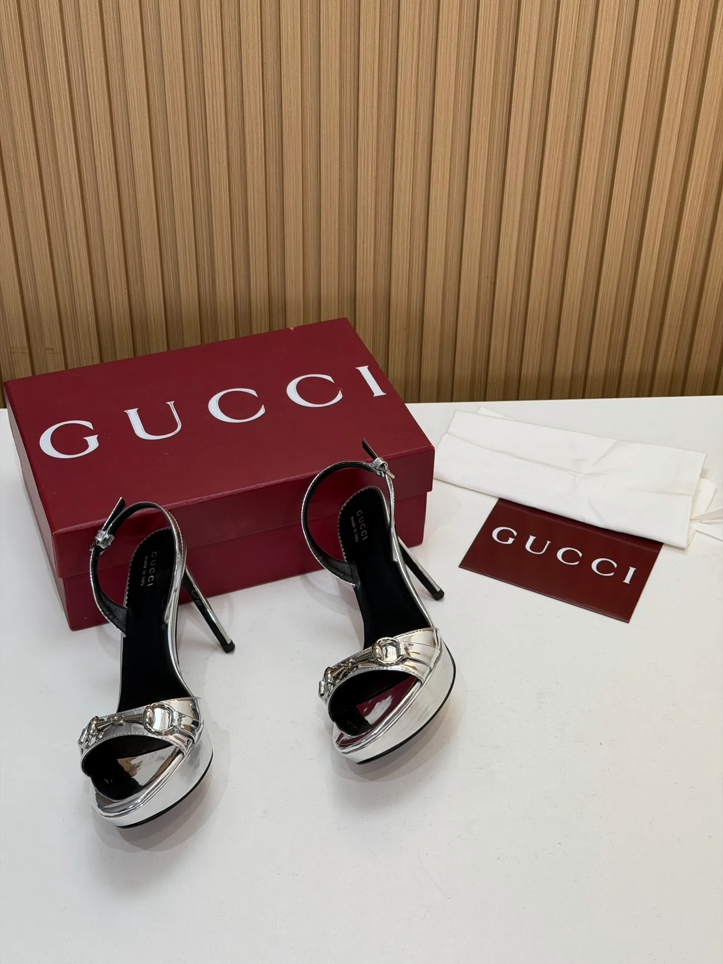 Women's Open-Toe Sandals GUCCI 18396258
