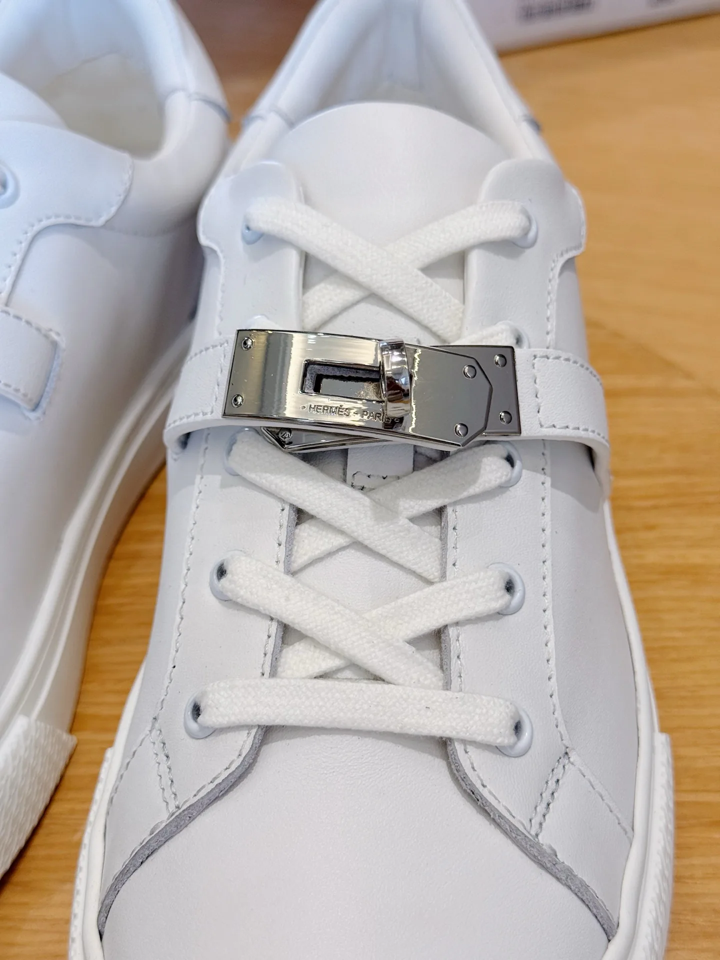 Men's Sneakers HERMES 17933940