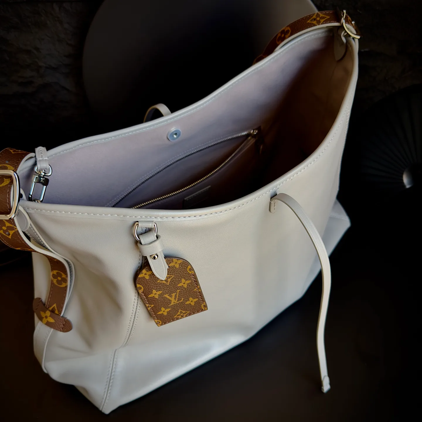 Women's Classic Handbags LOUIS VUITTON 17906955