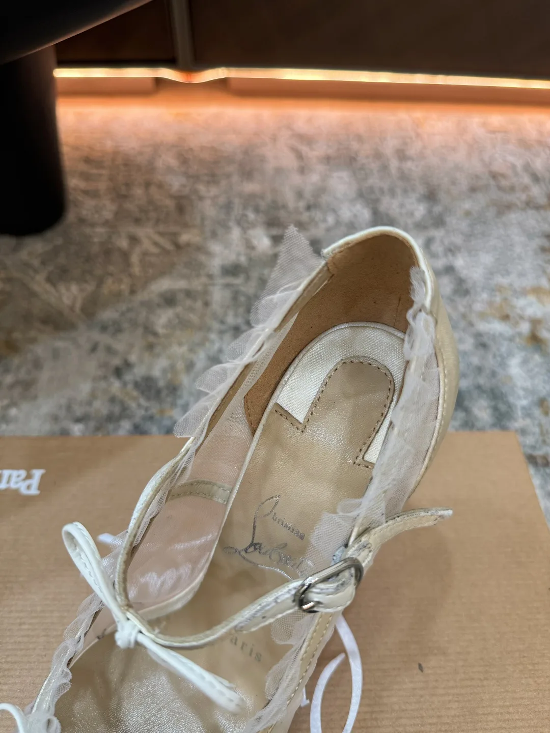 Women's Heels CHRISTIAN LOUBOUTIN 17524668