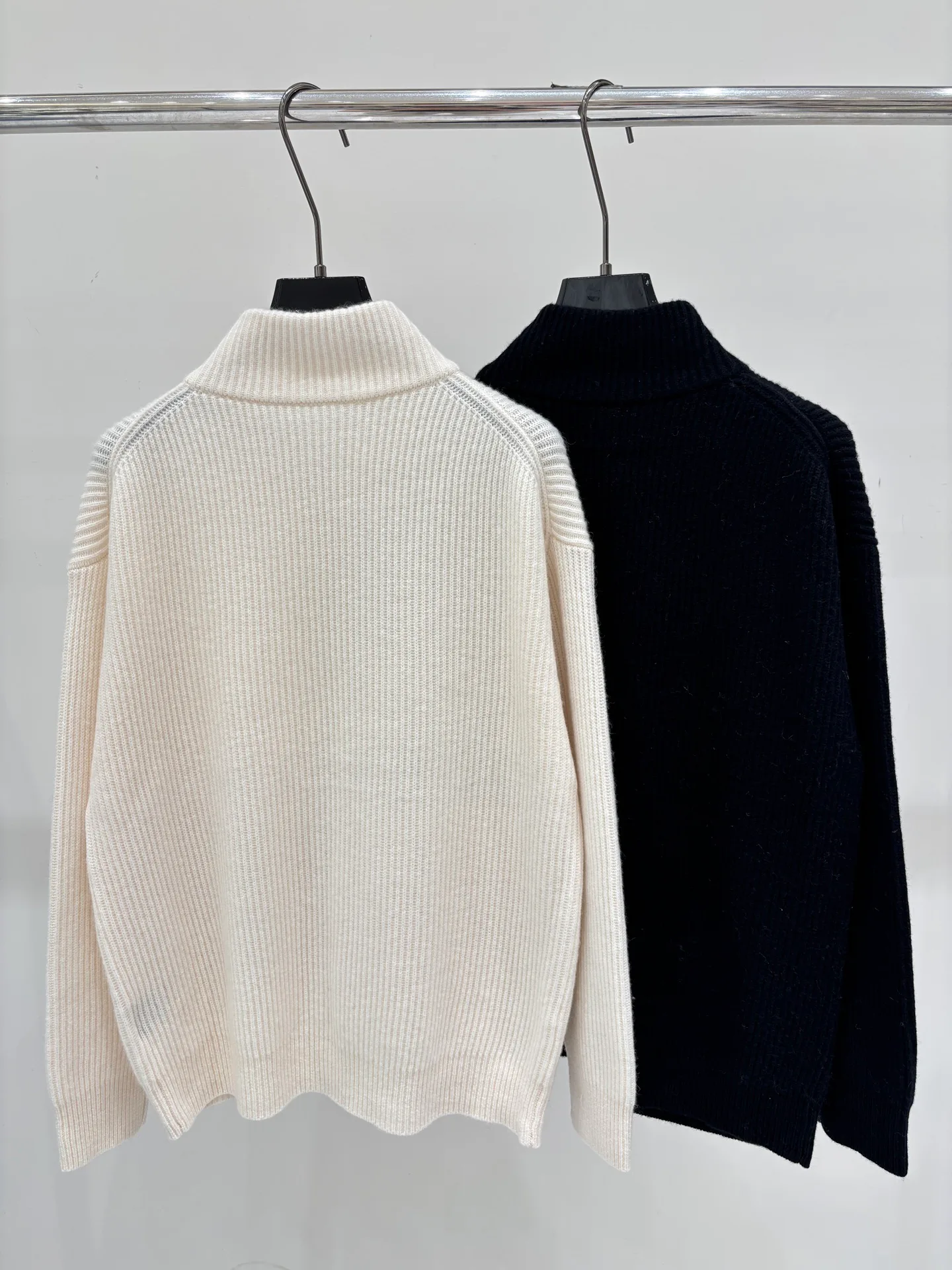 Women's Jumpers And Sweaters HERMES 18186026