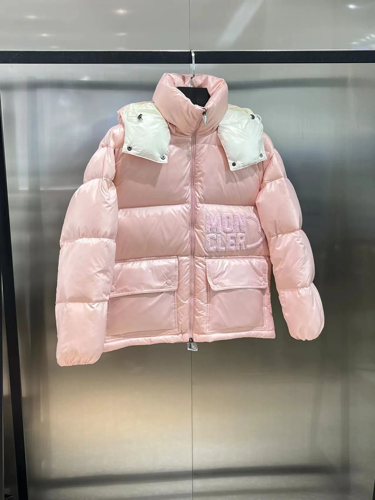 Men's Jackets And Down Jackets MONCLER 18392255