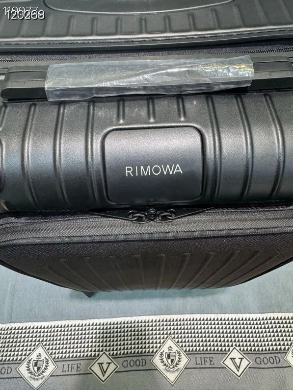 Suitcases RIMOWA 17371299